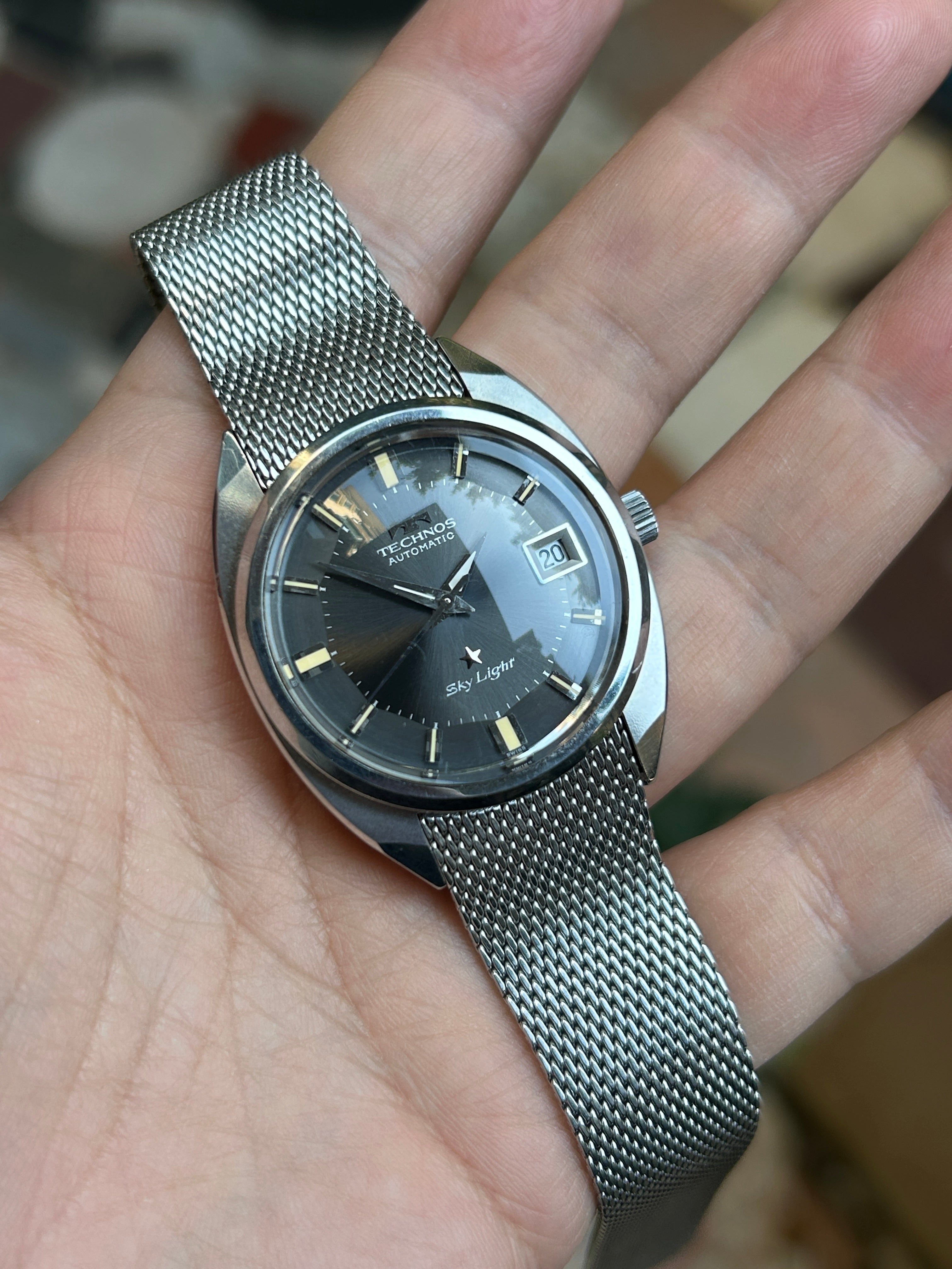 Swiss Technos Sky Light Automatic Watch 25 Jewels Date Black Dial Vintage Men's Watch 554-1400