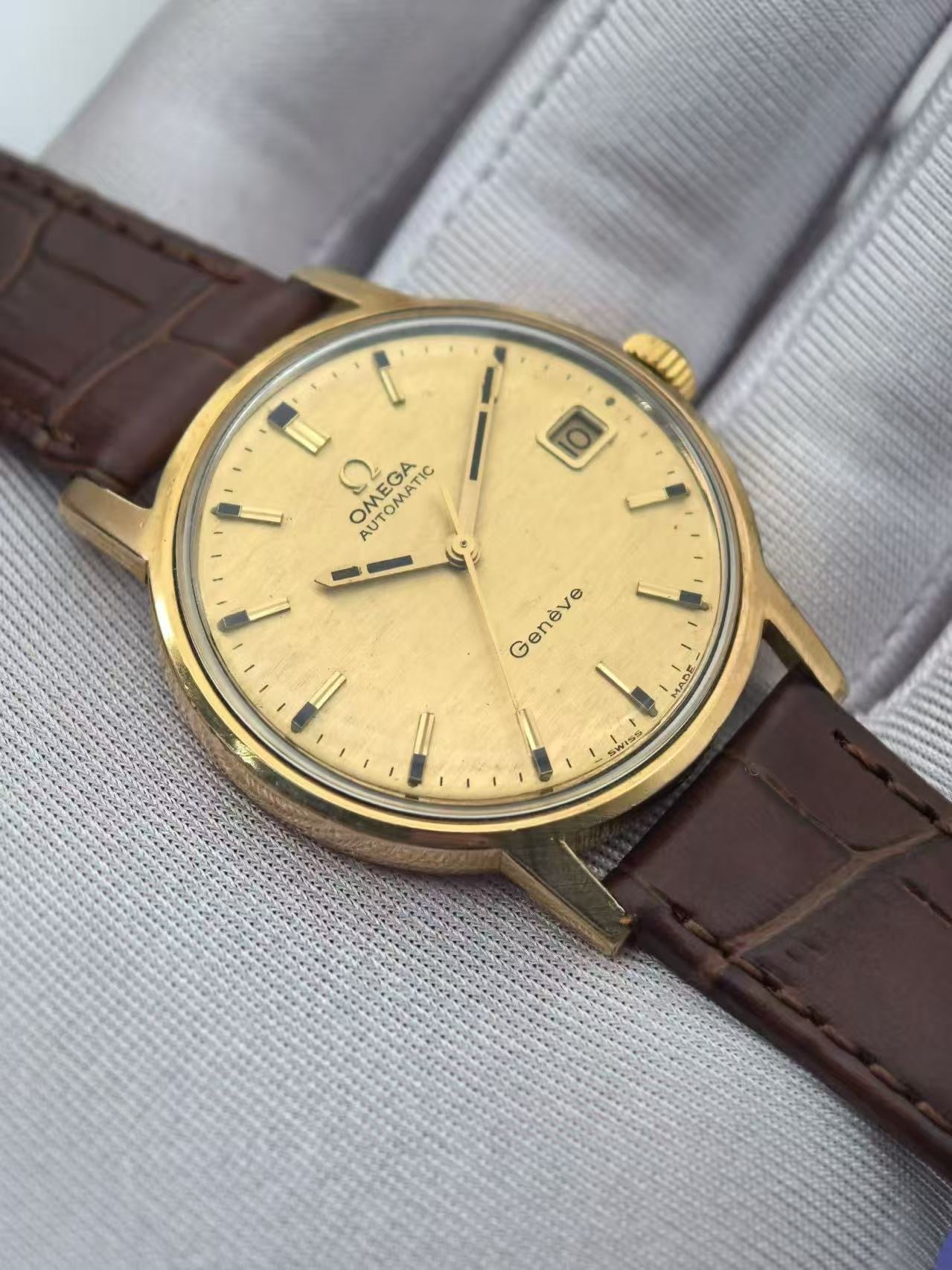 Swiss Vintage Omega Genève Automatic Men's Watch Cal. 565 Date 24 Jewels Gold Filled Case 34.8mm 615-3900