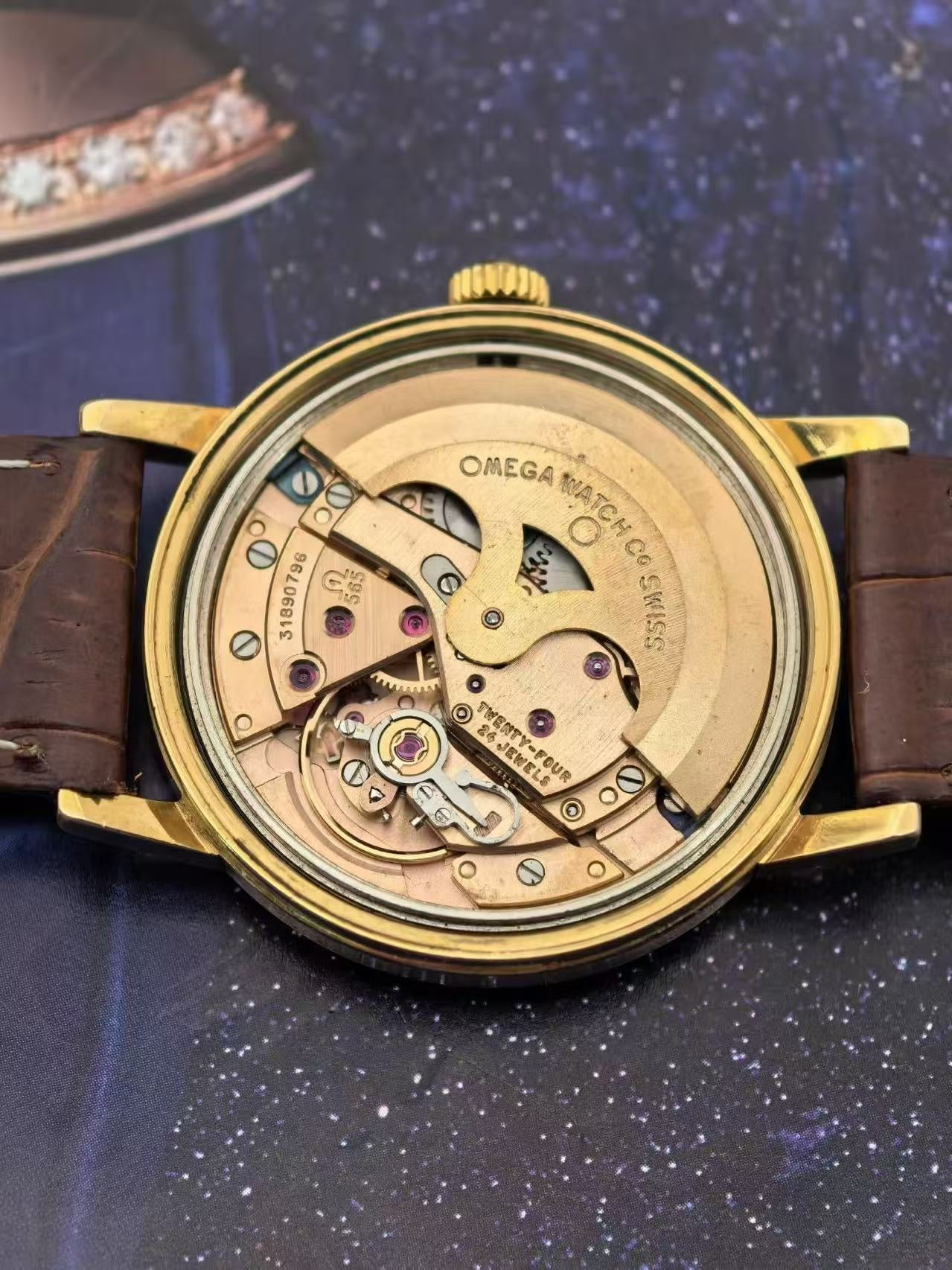 Swiss Vintage Omega Genève Automatic Men's Watch Cal. 565 Date 24 Jewels Gold Filled Case 34.8mm 615-3900