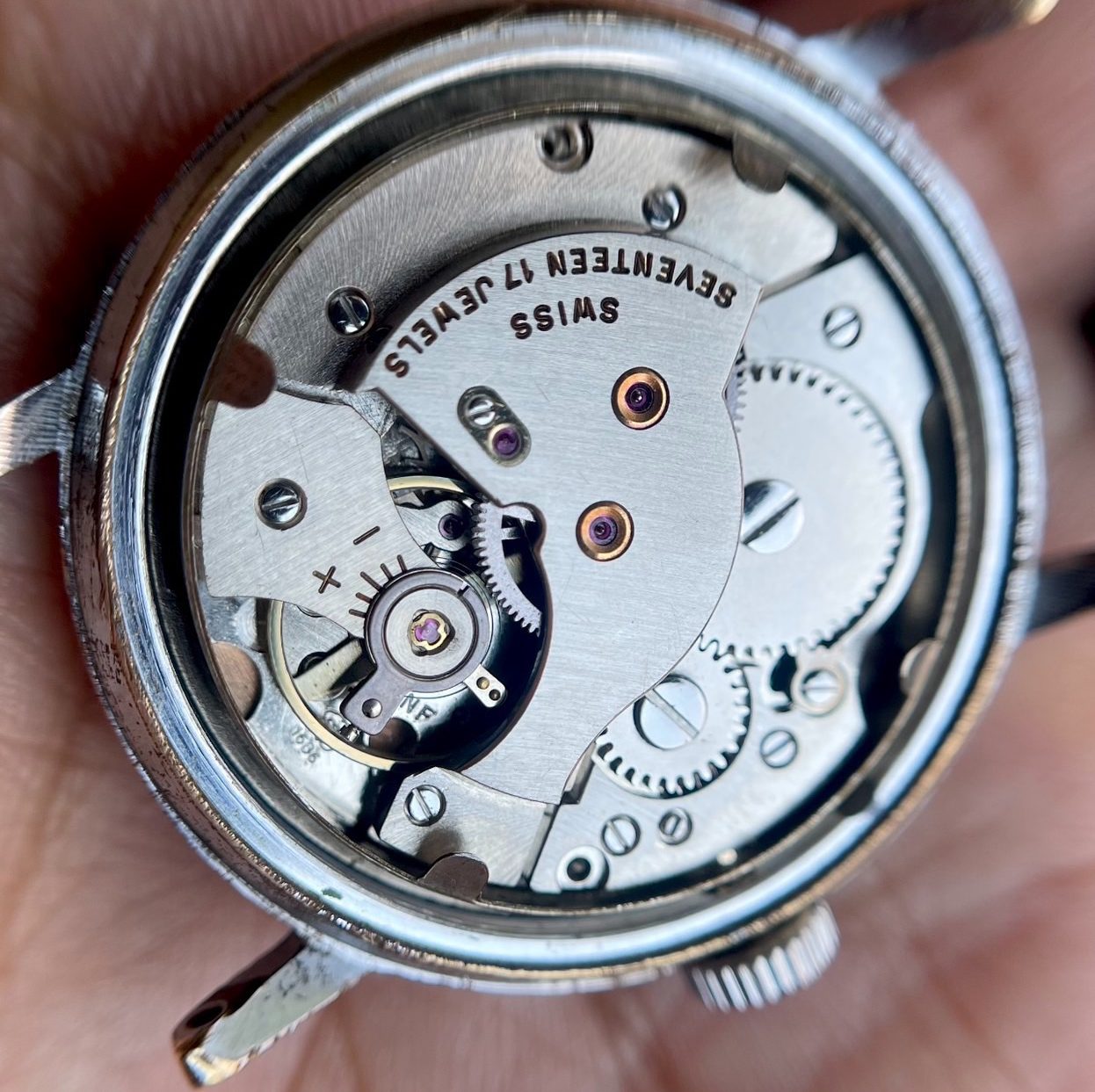 Technos Vintage Manual Winding Swiss Watch 34mm 17 Jewels 023-0420