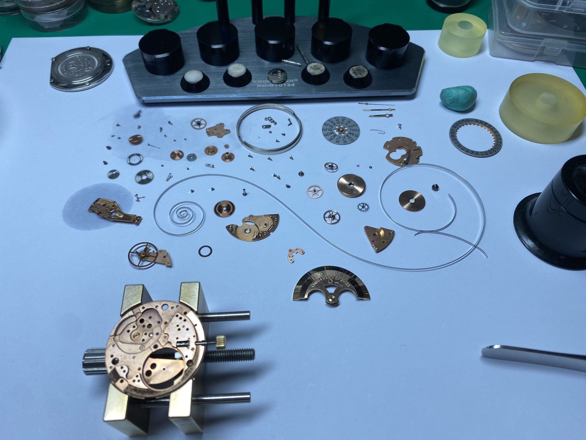 Omega Gold Plated Constellation Day Date Automatic Watch 35mm Cal.751 016-6300