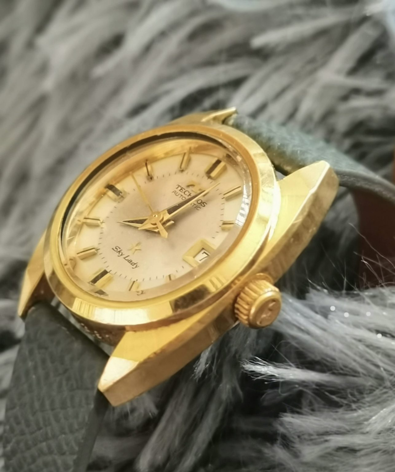 Technos Automatic Swiss Gold Plated Lady's Watch 24mm 033-0800