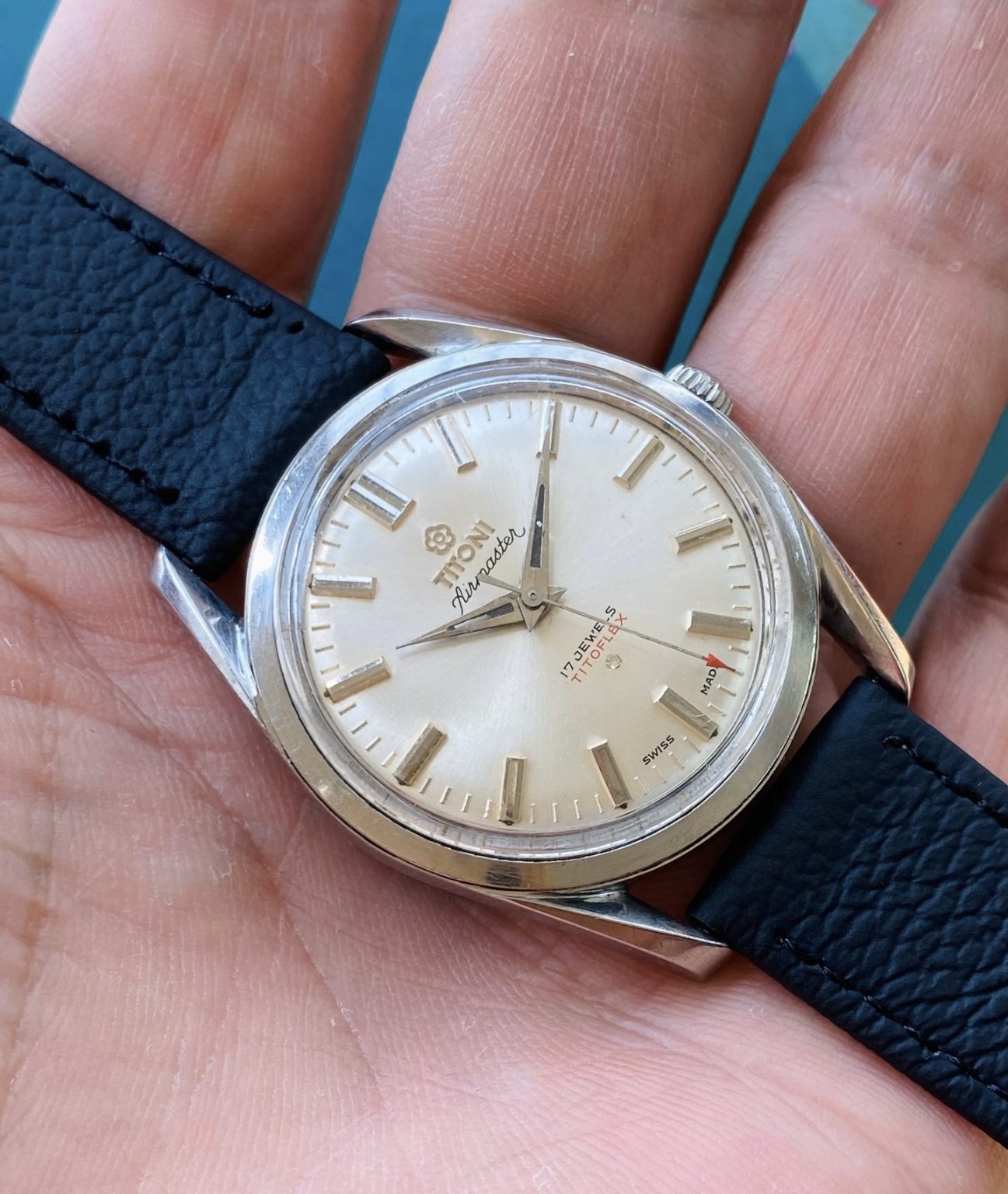 Swiss Titoni Vintage Manual Wind Mens' Watch 34.5mm ETA2750 17 Jewels 037-0230