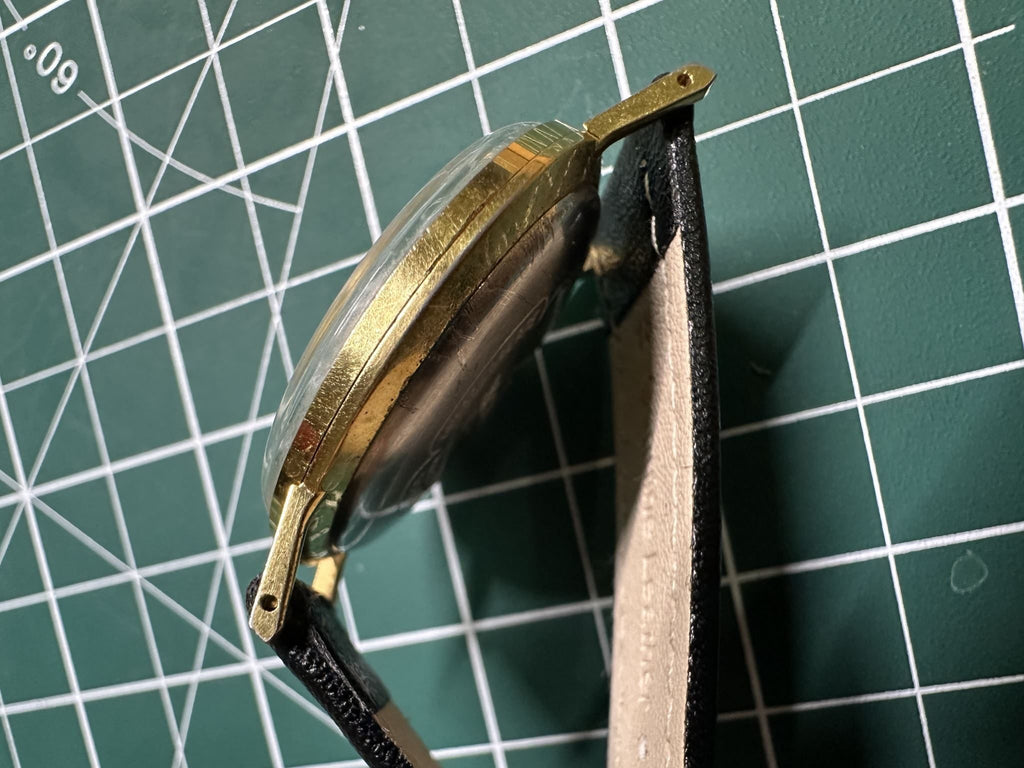 Swiss Vintage Enicar Manual Wind Watch 17Jewels 14K Gold-Plated 36mm 049-0500