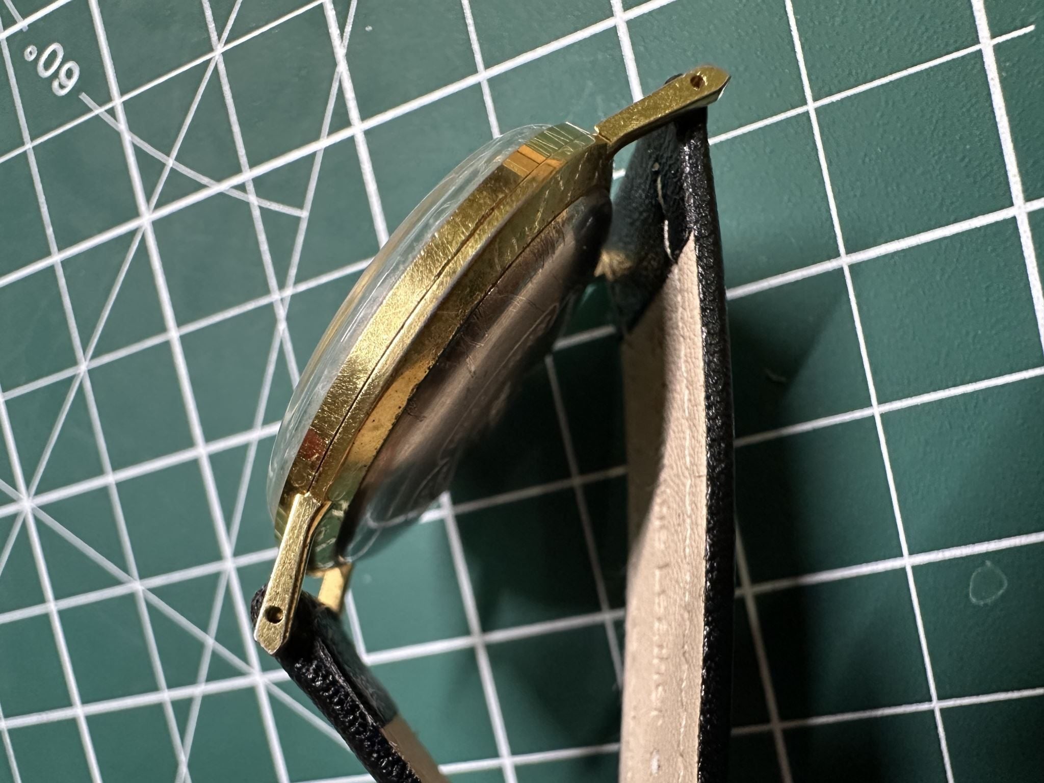 Swiss Vintage Enicar Manual Wind Watch 17Jewels 14K Gold-Plated 36mm 049-0500