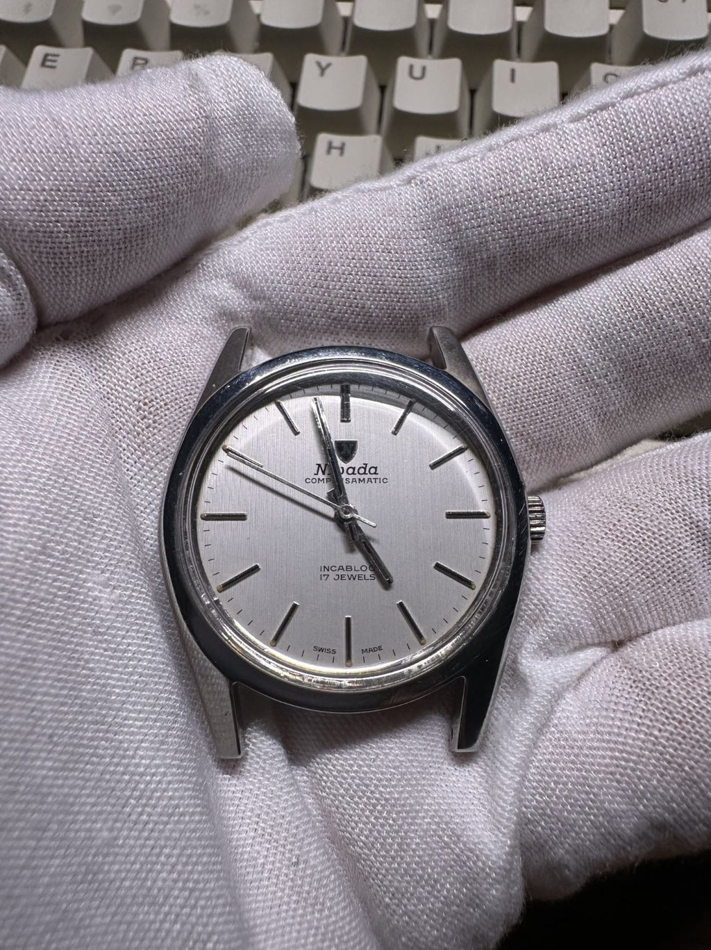 Nivada Compensamatic Vintage Manual Wind Watch Cal. 2750 36mm 1970s SKU.070-0300