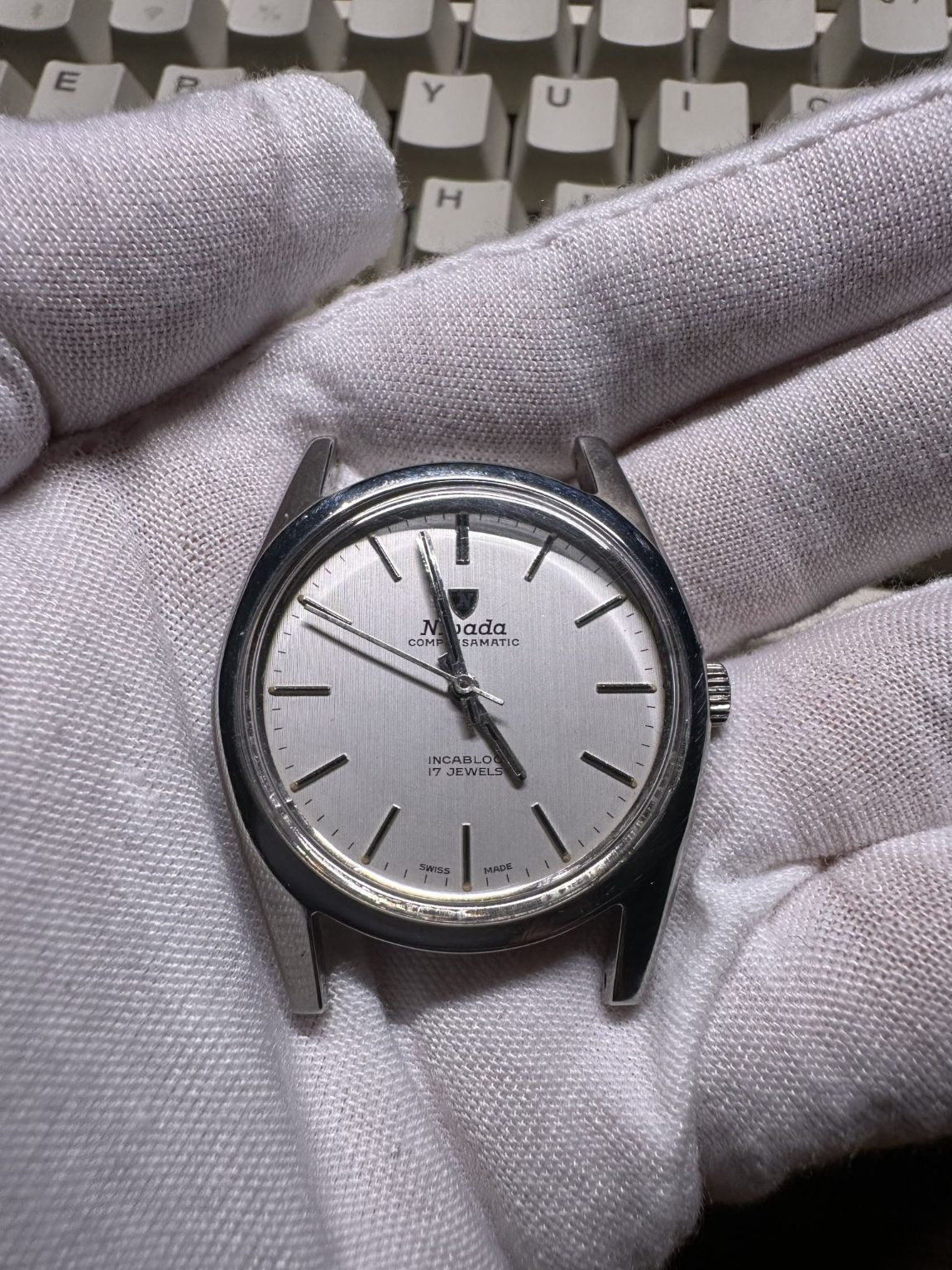 Nivada Compensamatic Vintage Manual Wind Watch Cal. 2750 36mm 1970s SKU.070-0300