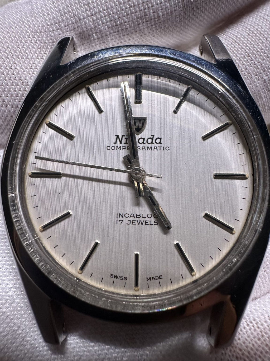 Nivada Compensamatic Vintage Manual Wind Watch Cal. 2750 36mm 1970s SKU.070-0300