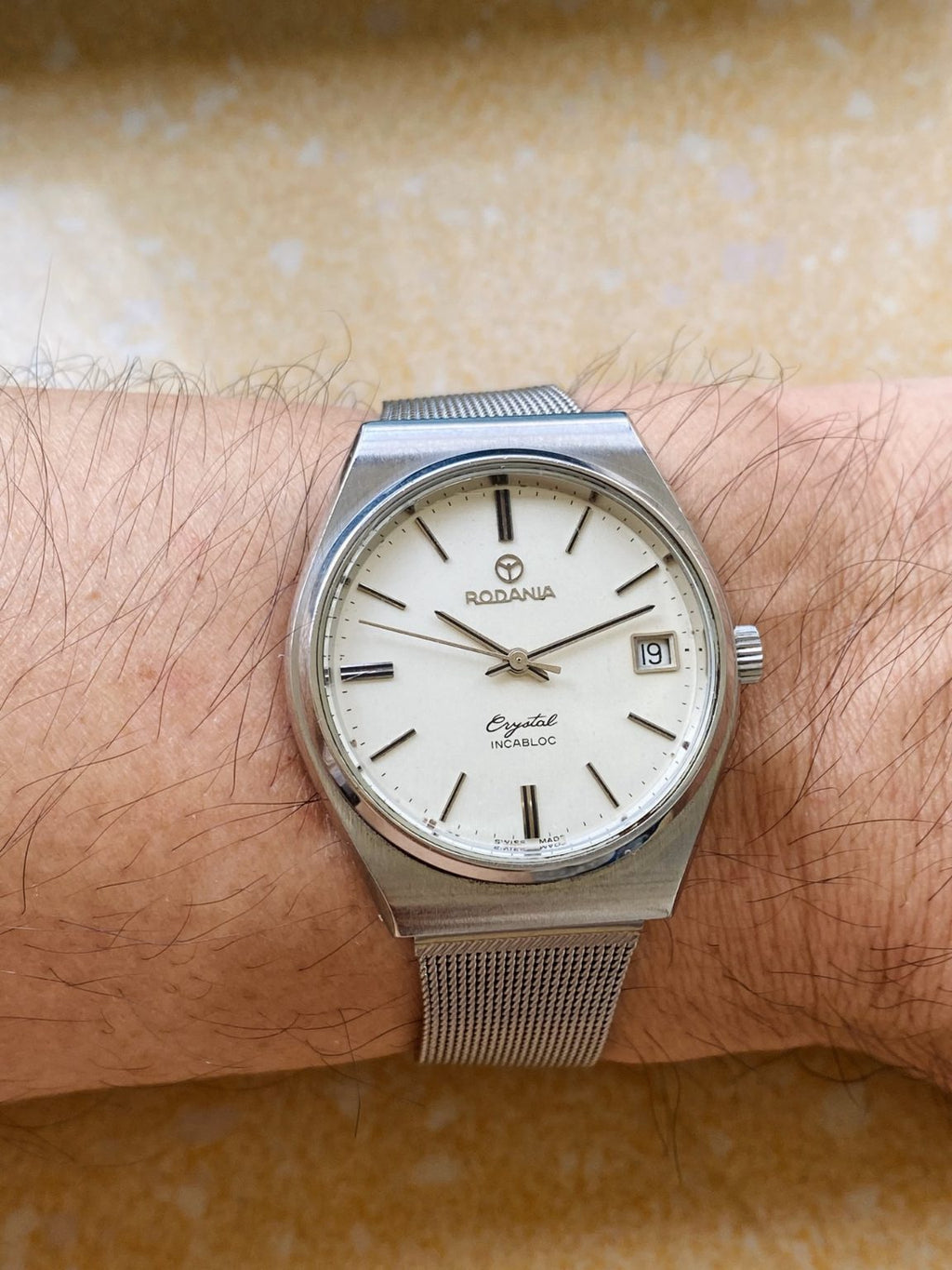 Rodania Crystal – Swiss Made Manual Winding Watch 35.5mm 17Jewels SKU.080-0230