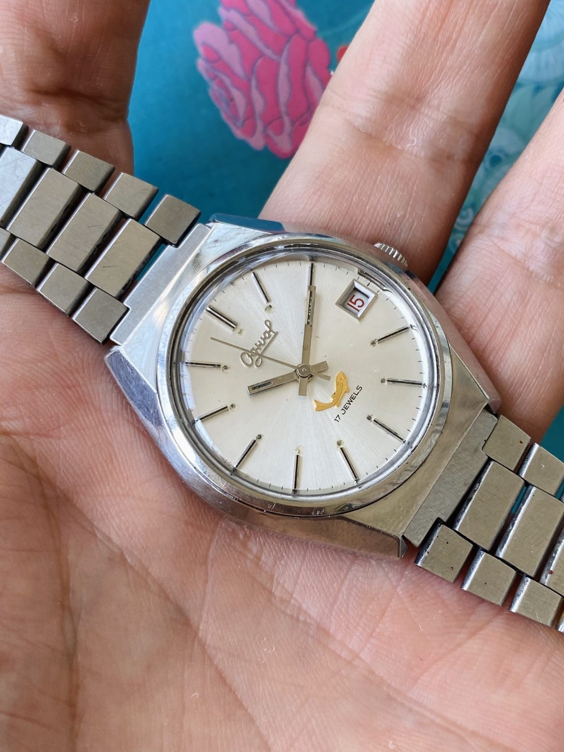 Swiss Made Vintage Ogival Manual Wind Watch 35.5mm 17 Jewels 088-0220