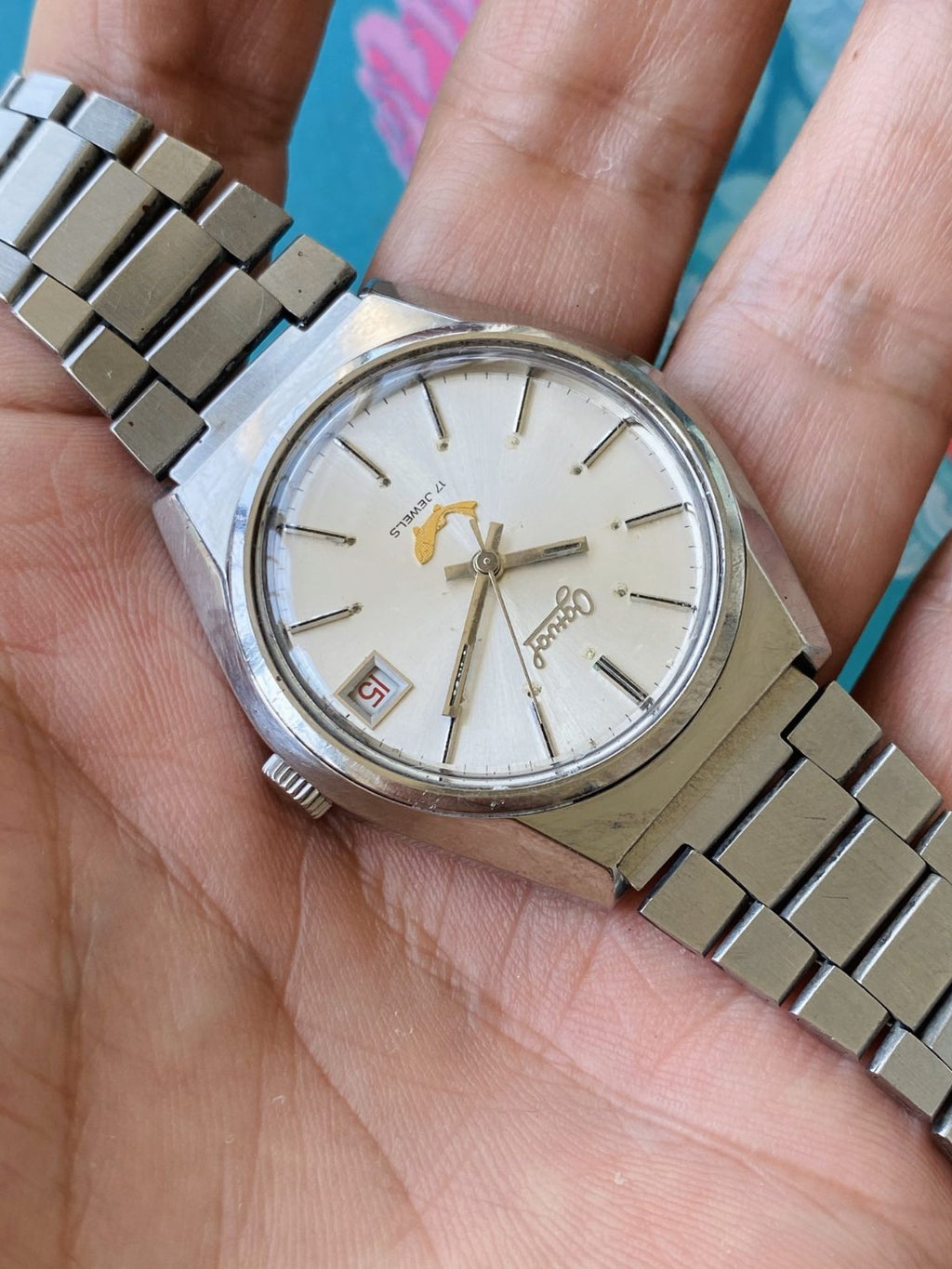 Swiss Made Vintage Ogival Manual Wind Watch 35.5mm 17 Jewels 088-0220