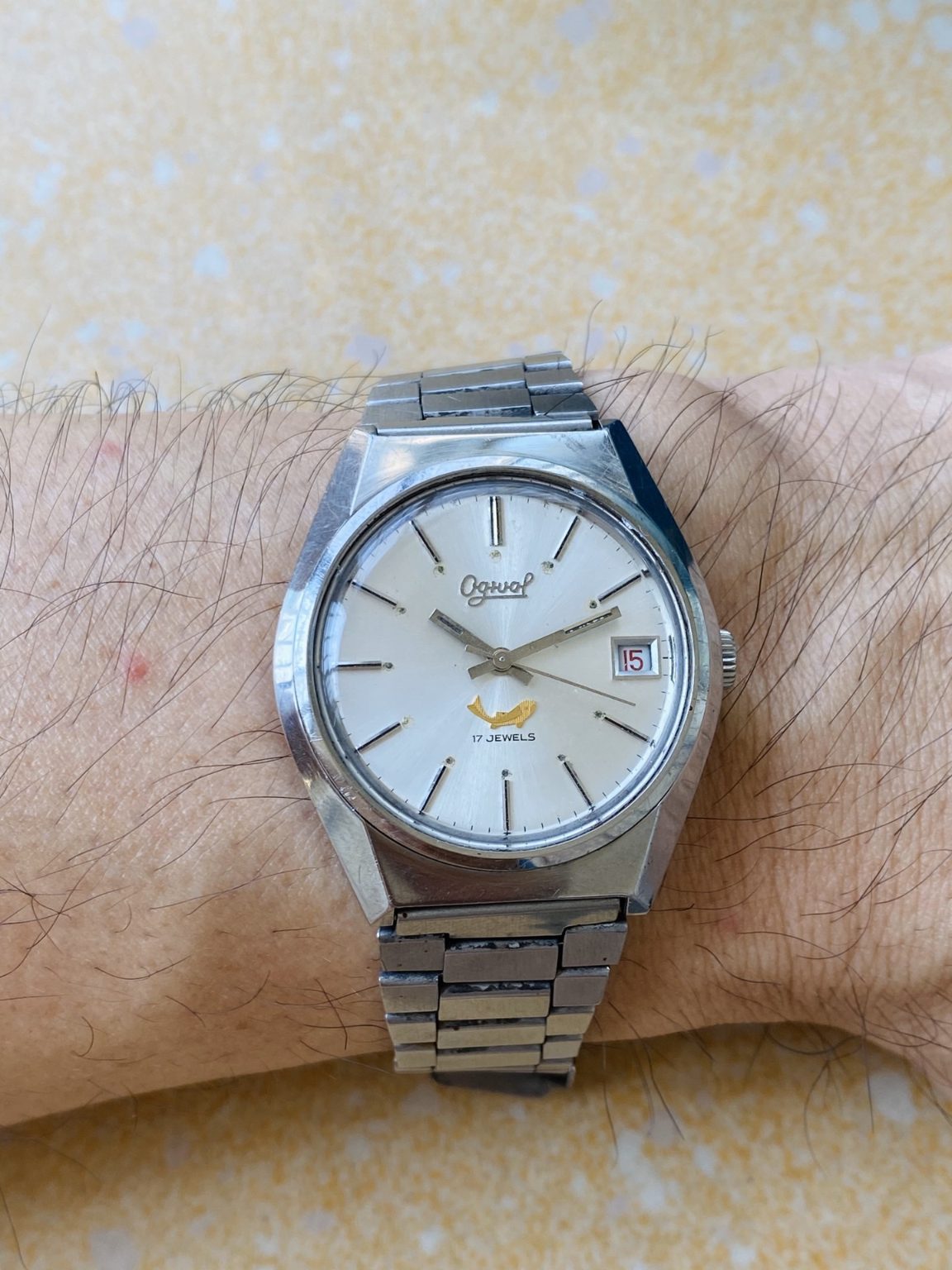 Swiss Made Vintage Ogival Manual Wind Watch 35.5mm 17 Jewels 088-0220