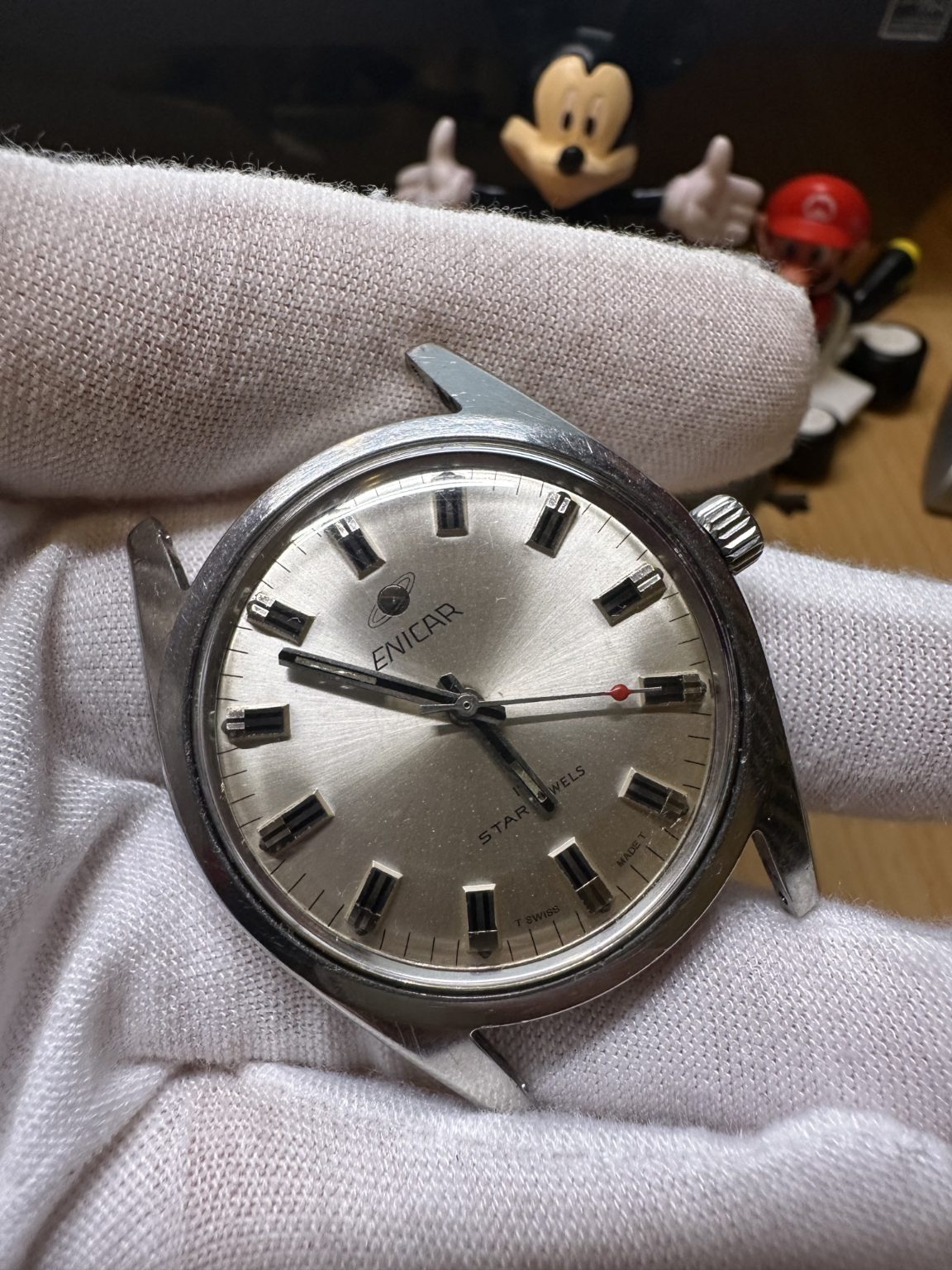 Enicar Vintage Manual-Winding Watch 36mm 17 Jewels 002-0200