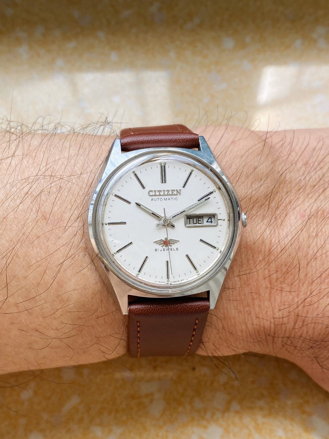 Vintage Citizen White Eagle Automatic Watch 8200 21Jewels 36mm 181-0130