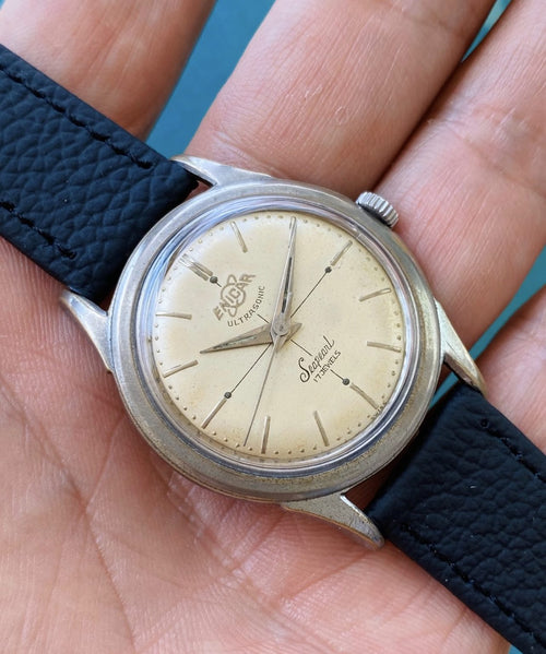 Enicar Seapearl 17 Jewels Manual Wind Watch Crosshair Cal.1020 34.5mm 102-0238