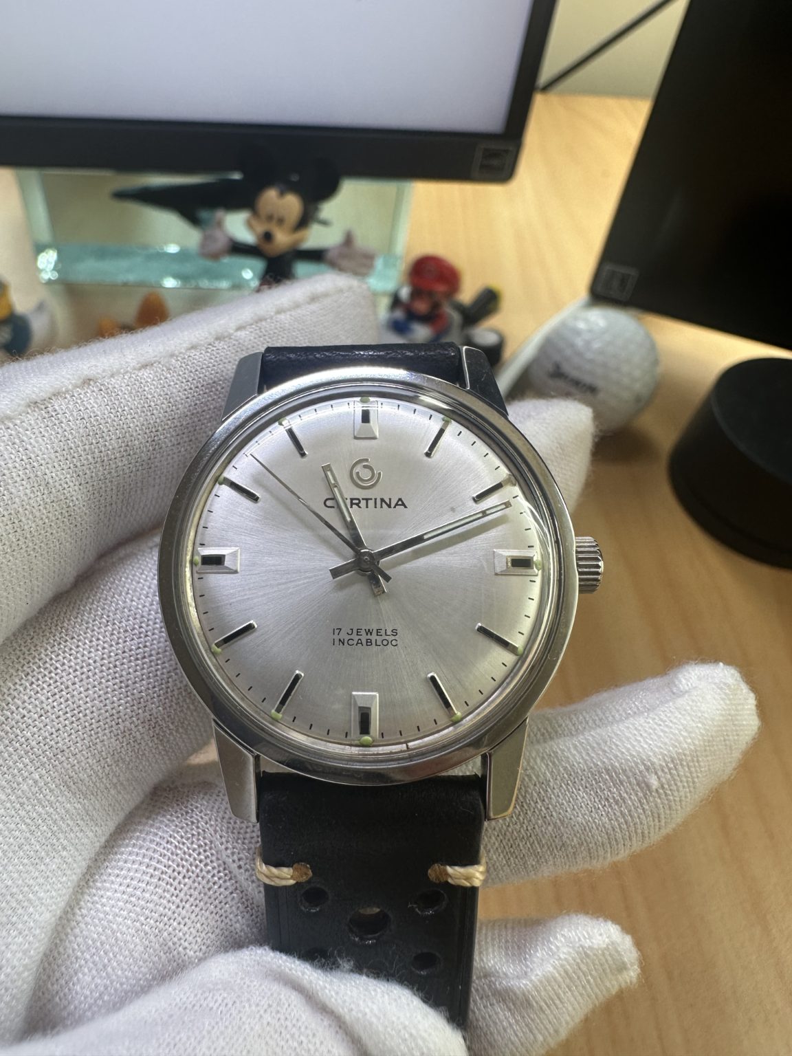 Certina Vintage Bristol Manual Wind Mens' Watch 34.5mm 2566 17 Jewels 231-0250
