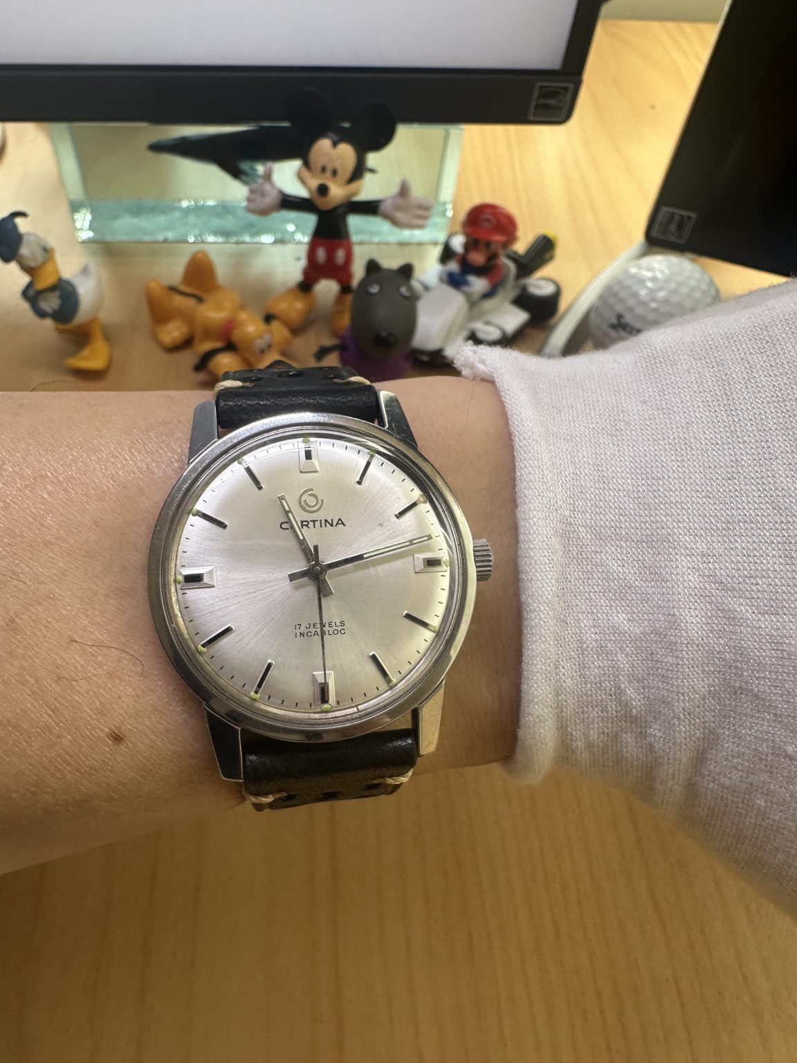 Certina Vintage Bristol Manual Wind Mens' Watch 34.5mm 2566 17 Jewels 231-0250