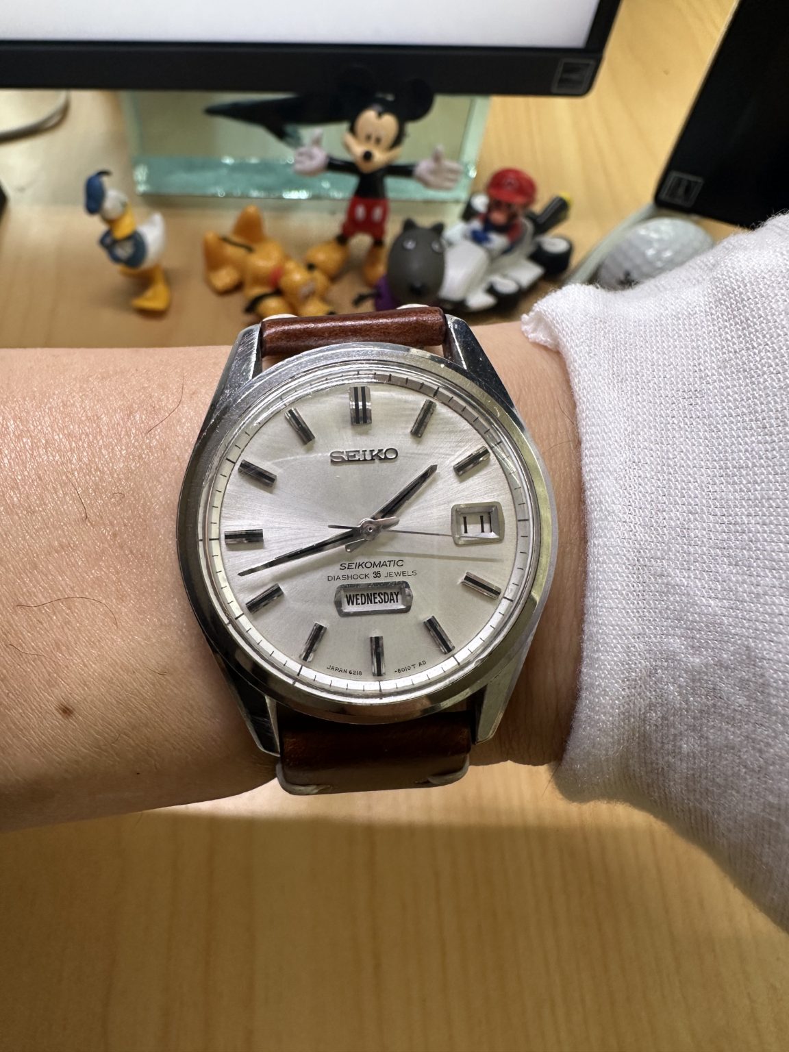 Seiko Seikomatic DIASHOCK 35 Jewels 6218-8010 Day Date Automatic Watch 136-0680