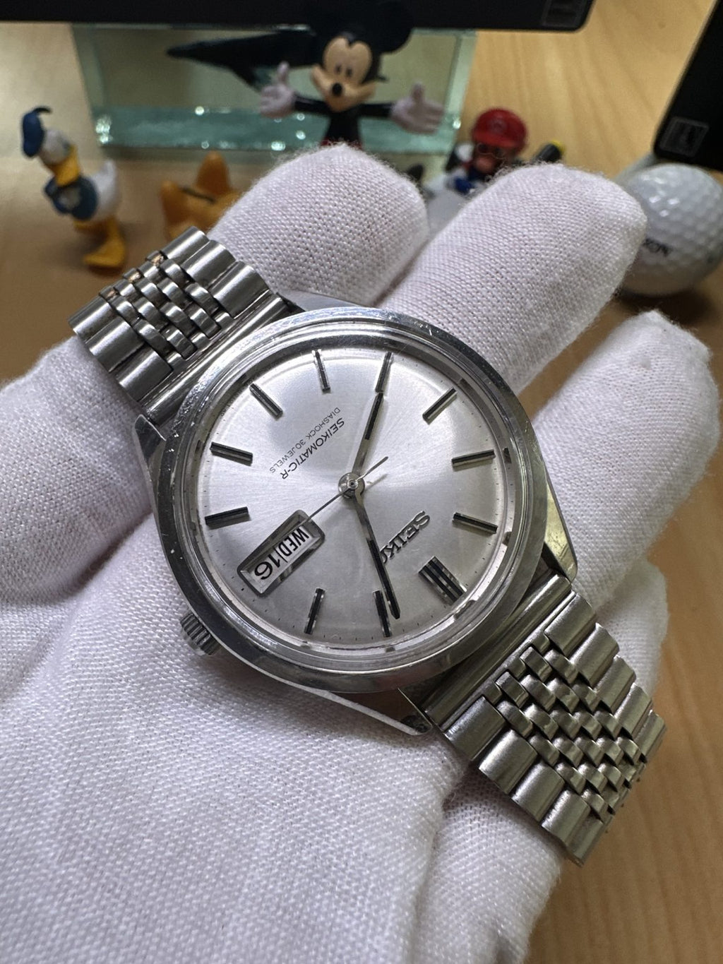 Seiko SEIKOMATIC-R DIASHOCK 30 Jewels Day Date Automatic Watch 35.5mm 201-0450