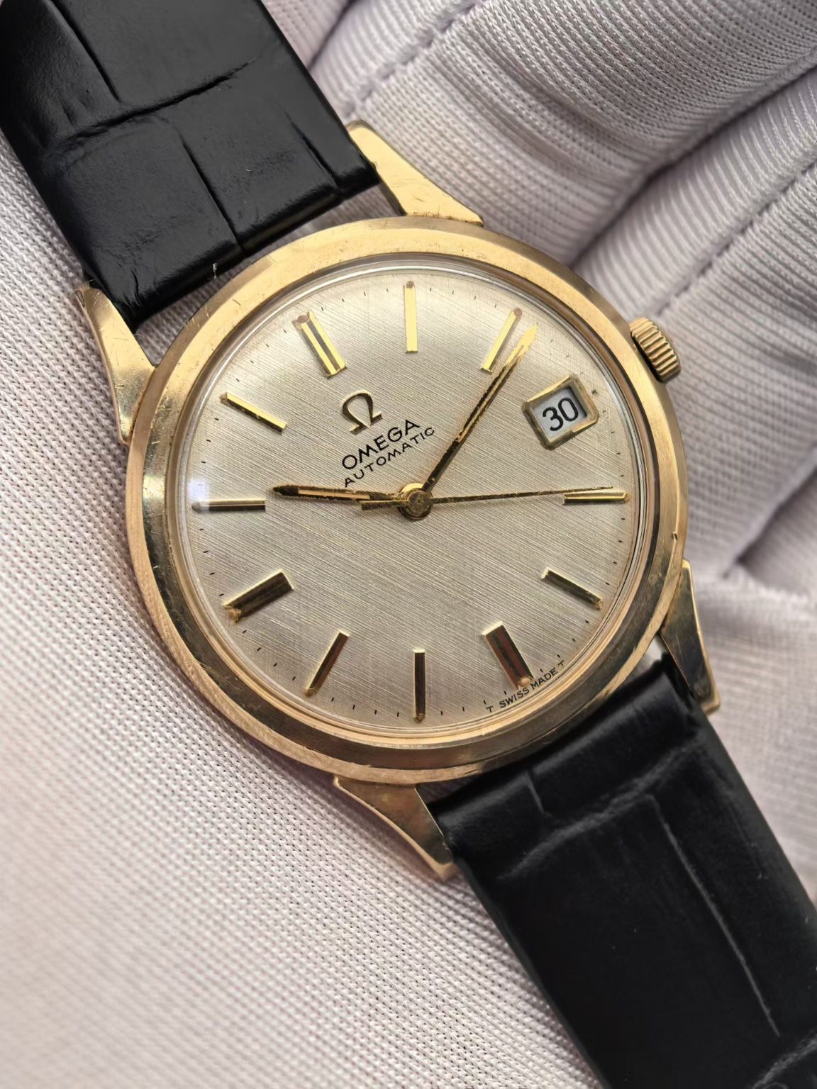 Omega 10K Gold Filled Bezel Automatic Date Watch 34mm Cal.563 240-3900