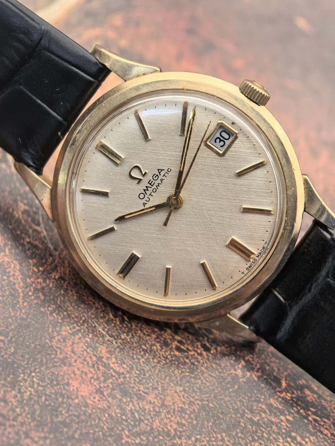 Omega 10K Gold Filled Bezel Automatic Date Watch 34mm Cal.563 240-3900