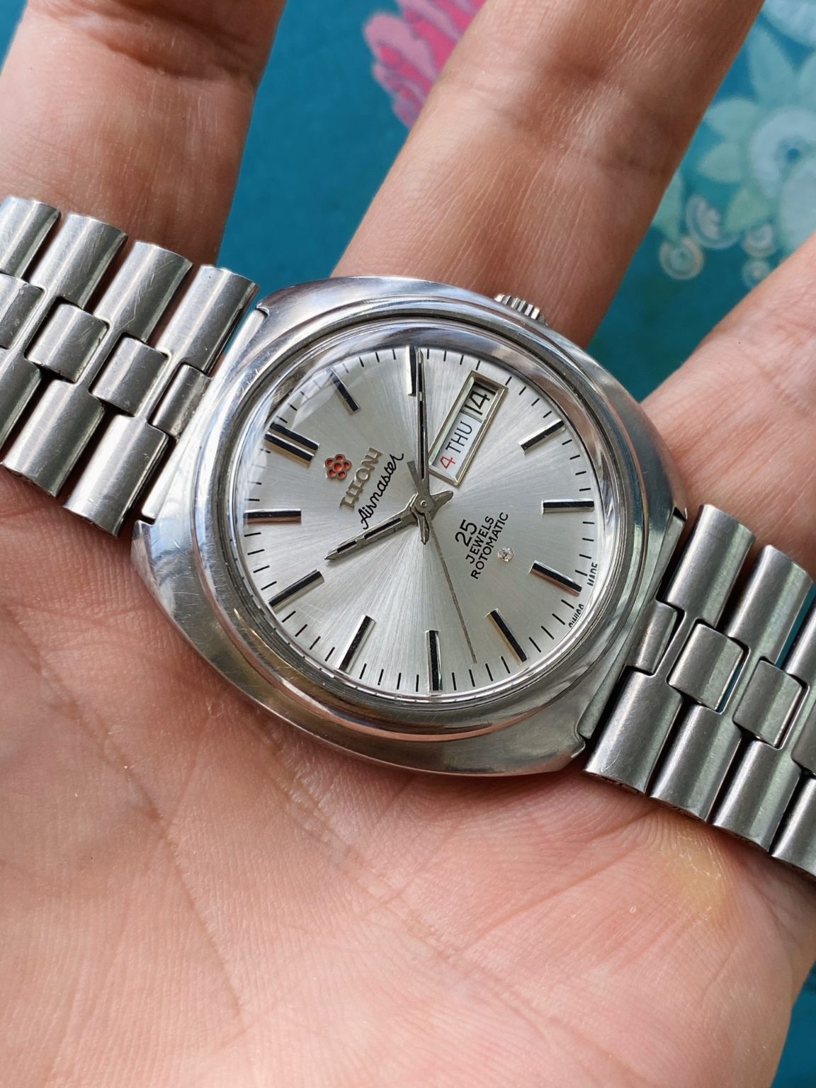 Swiss Made Titoni Airmaster Day Date Automatic Watch 37.5mm 25 Jewels 237-0360