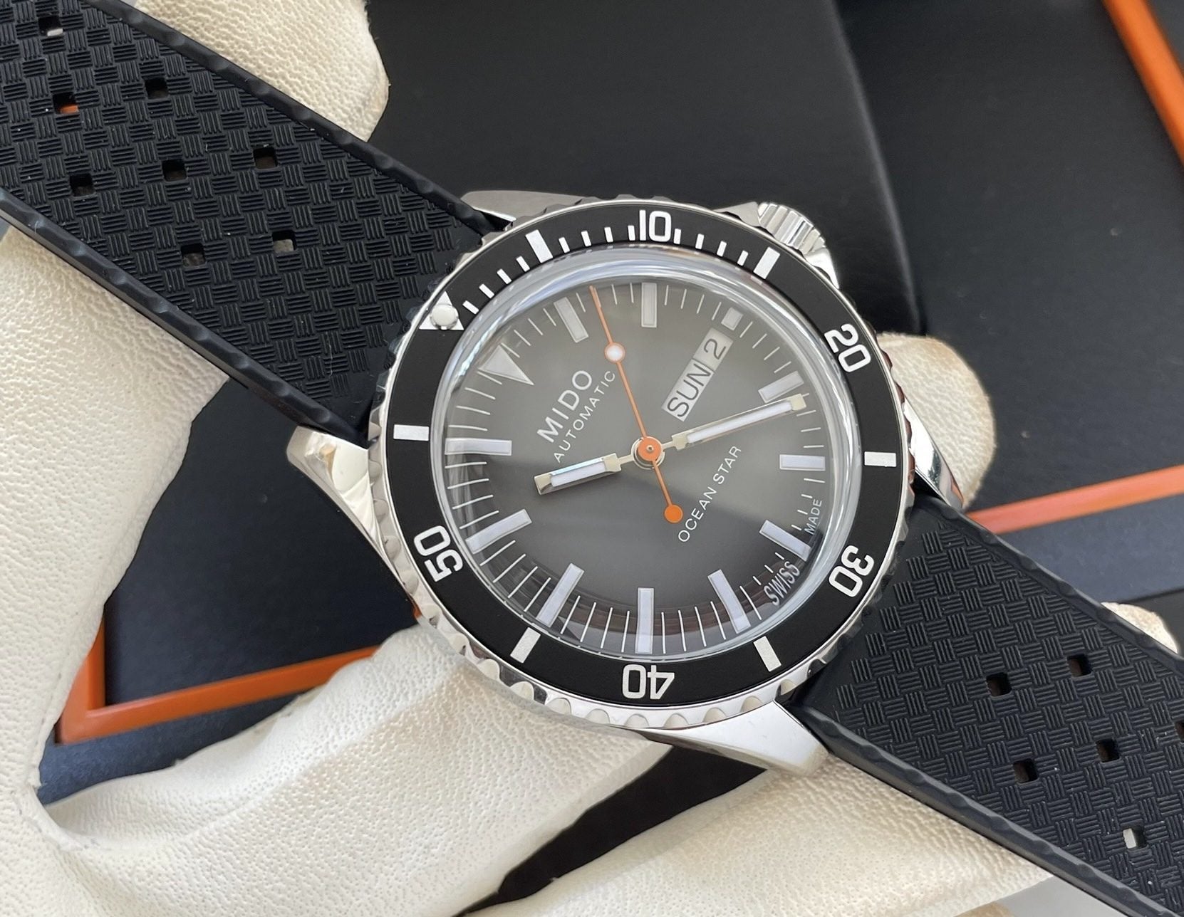 Mido Ocean Star Tribute 75th Anniversary Automatic Diver Watch 40.5mm 263-2420