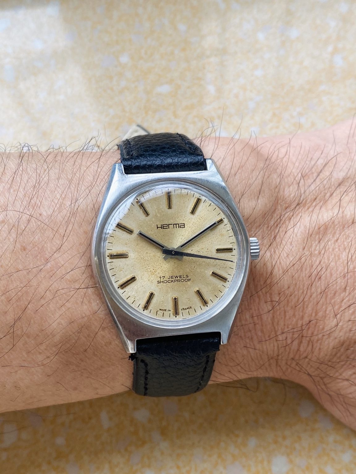 France Made HERMA Vintage Manual-Winding Mens' Watch 34.5mm 17 Jewels 257-0100