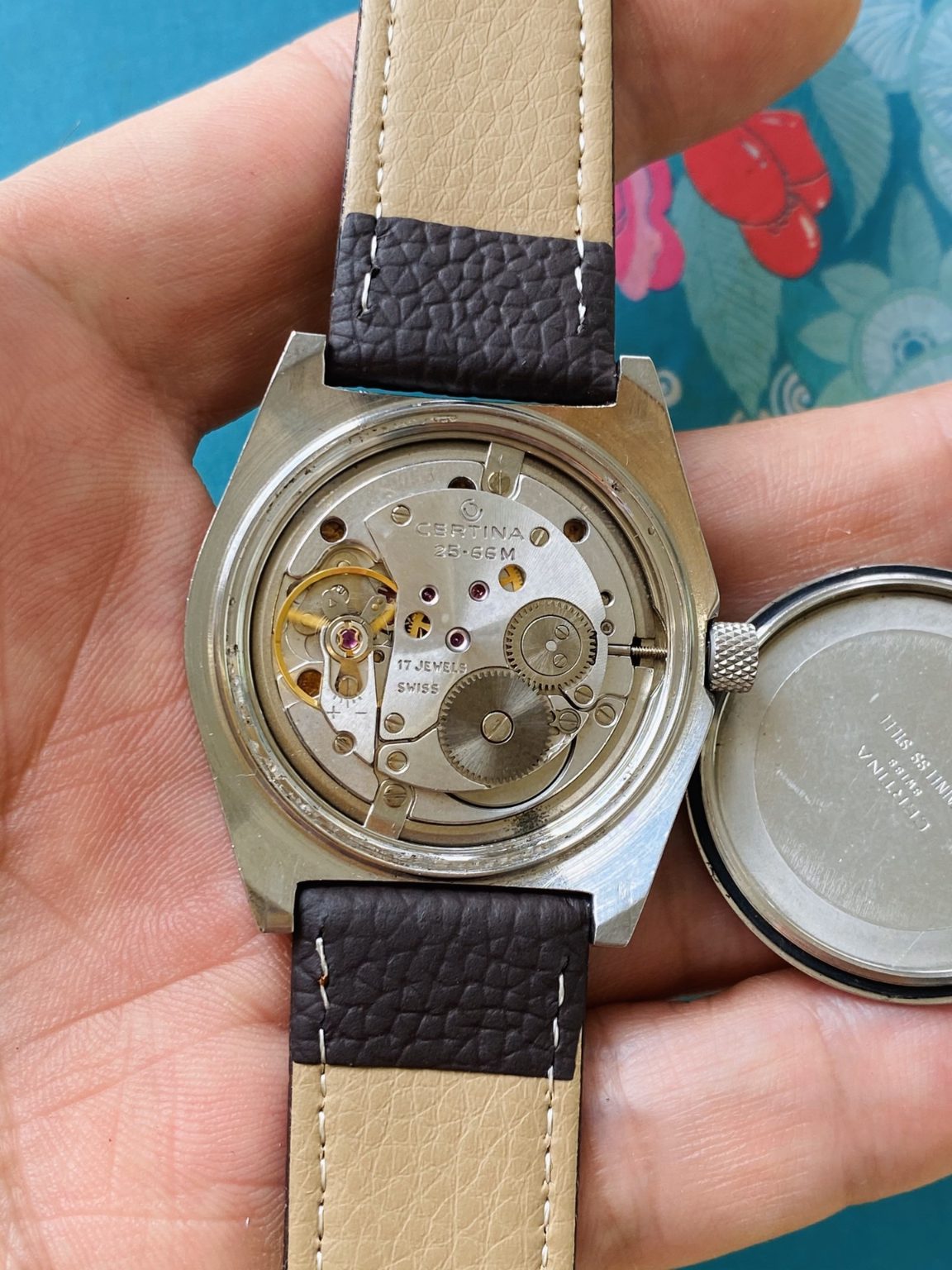 Swiss Made Certina Manual Wind Mens' Watch 37.3mm 2566 17 Jewels 288-0278