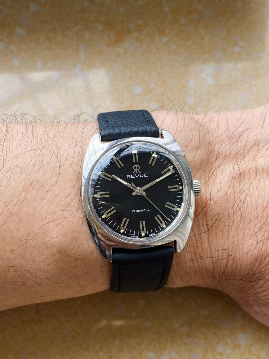 REVUE Manual Wind Mens' Swiss Watch Black Dial 34mm ETA 2750 17 Jewels 299-0218