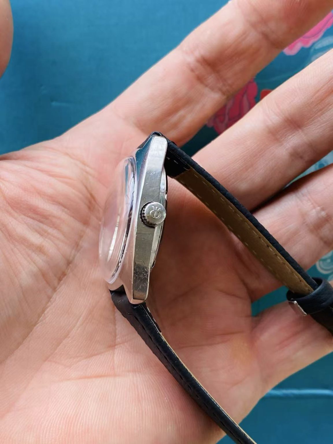 REVUE Manual Wind Mens' Swiss Watch Black Dial 34mm ETA 2750 17 Jewels 299-0218