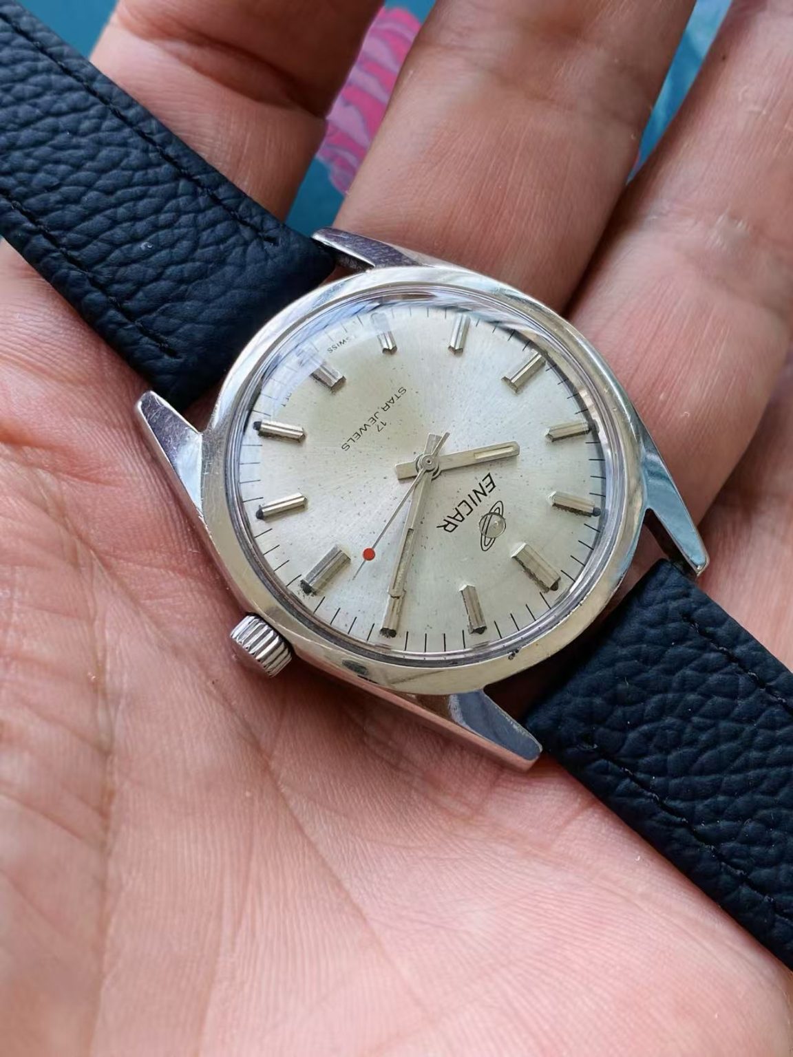 ENICAR Manual-Wind Swiss Watch Silver Domed Dial 36mm AR160 17Jewels 107-0160