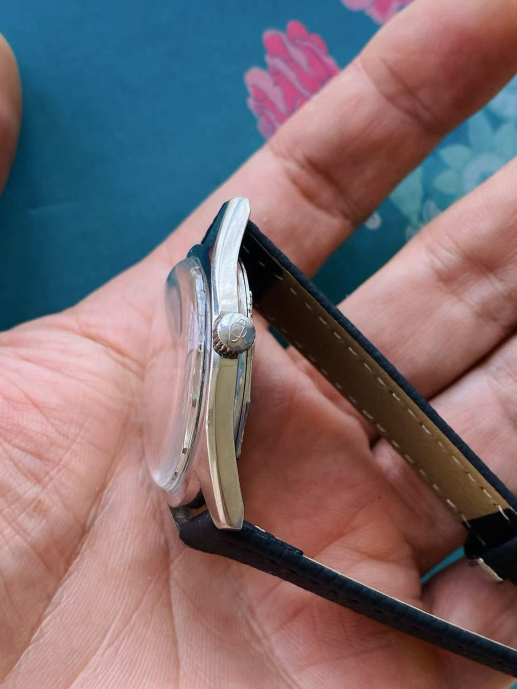 ENICAR Manual-Wind Swiss Watch Silver Domed Dial 36mm AR160 17Jewels 107-0160