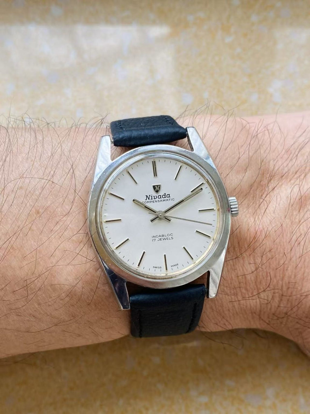 NIVADA Manual-Wind Swiss Watch Cloth Dial 35.5mm ETA2750 17Jewels 300-0178