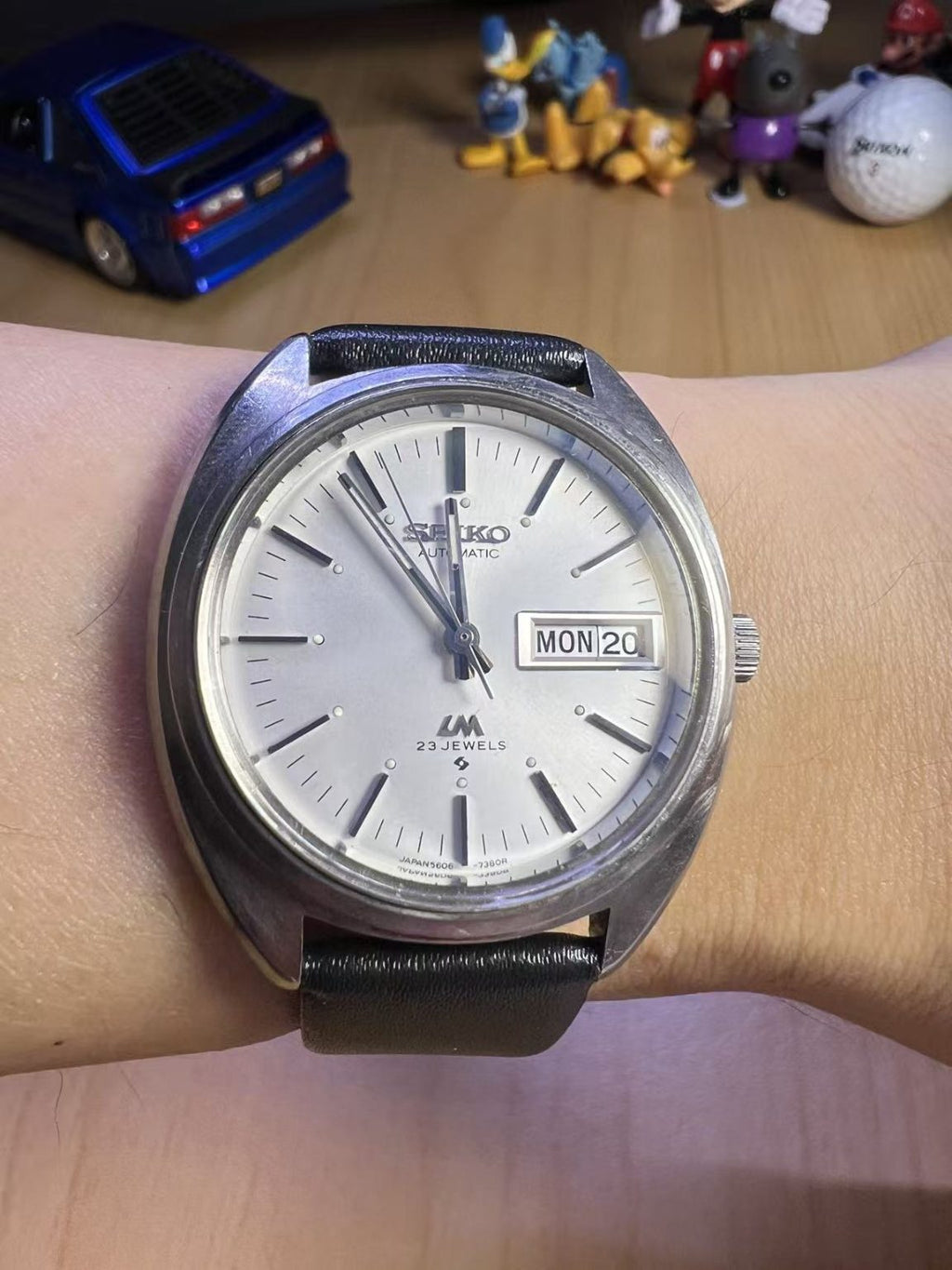 Seiko Lord Matic LM Day Date Automatic Watch 5606-7380R 23 Jewels 222-0310