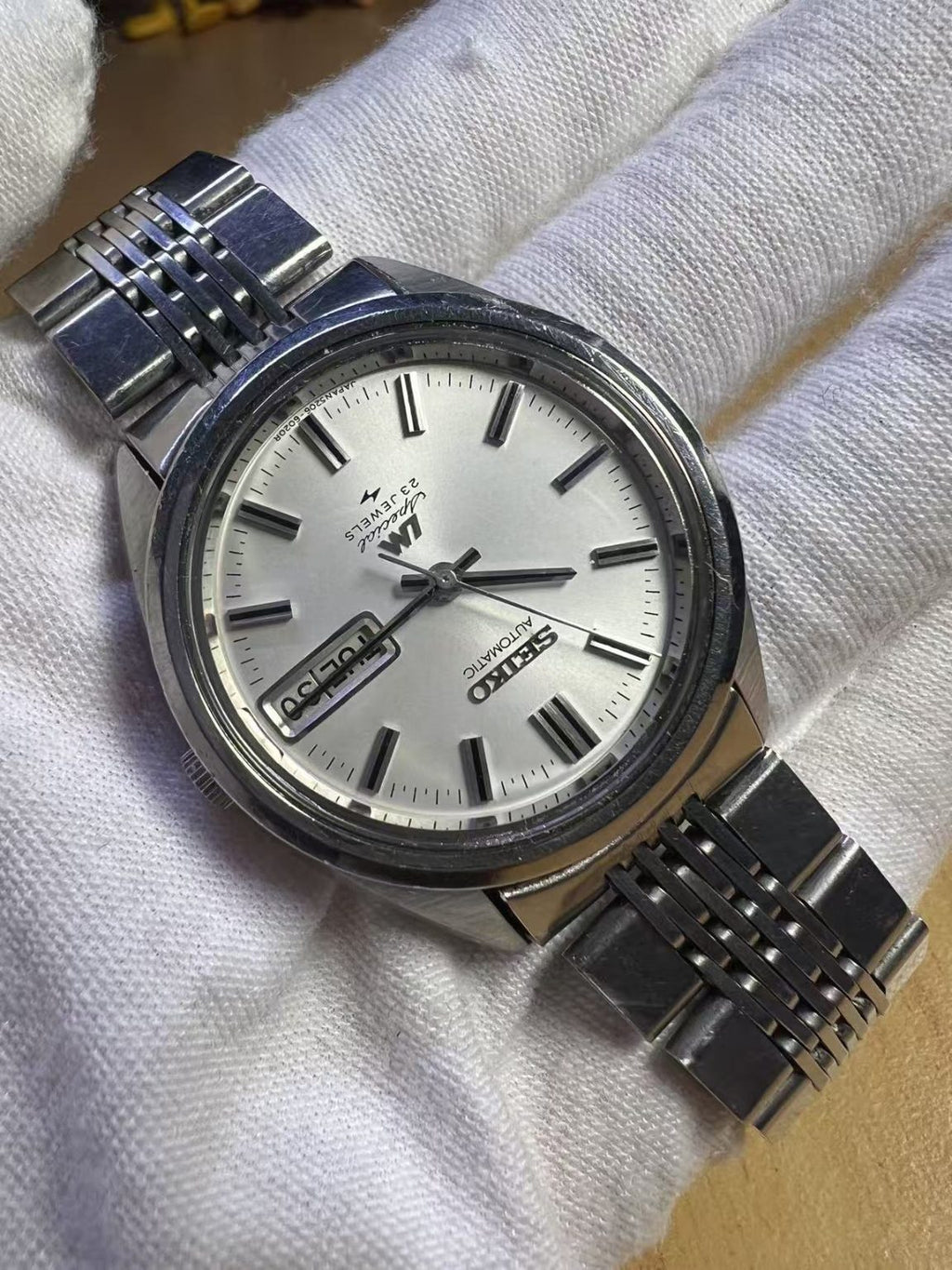 Seiko Lord Matic LM Day Date Automatic Watch 5206-6020R 23 Jewels 35MM 241-0550