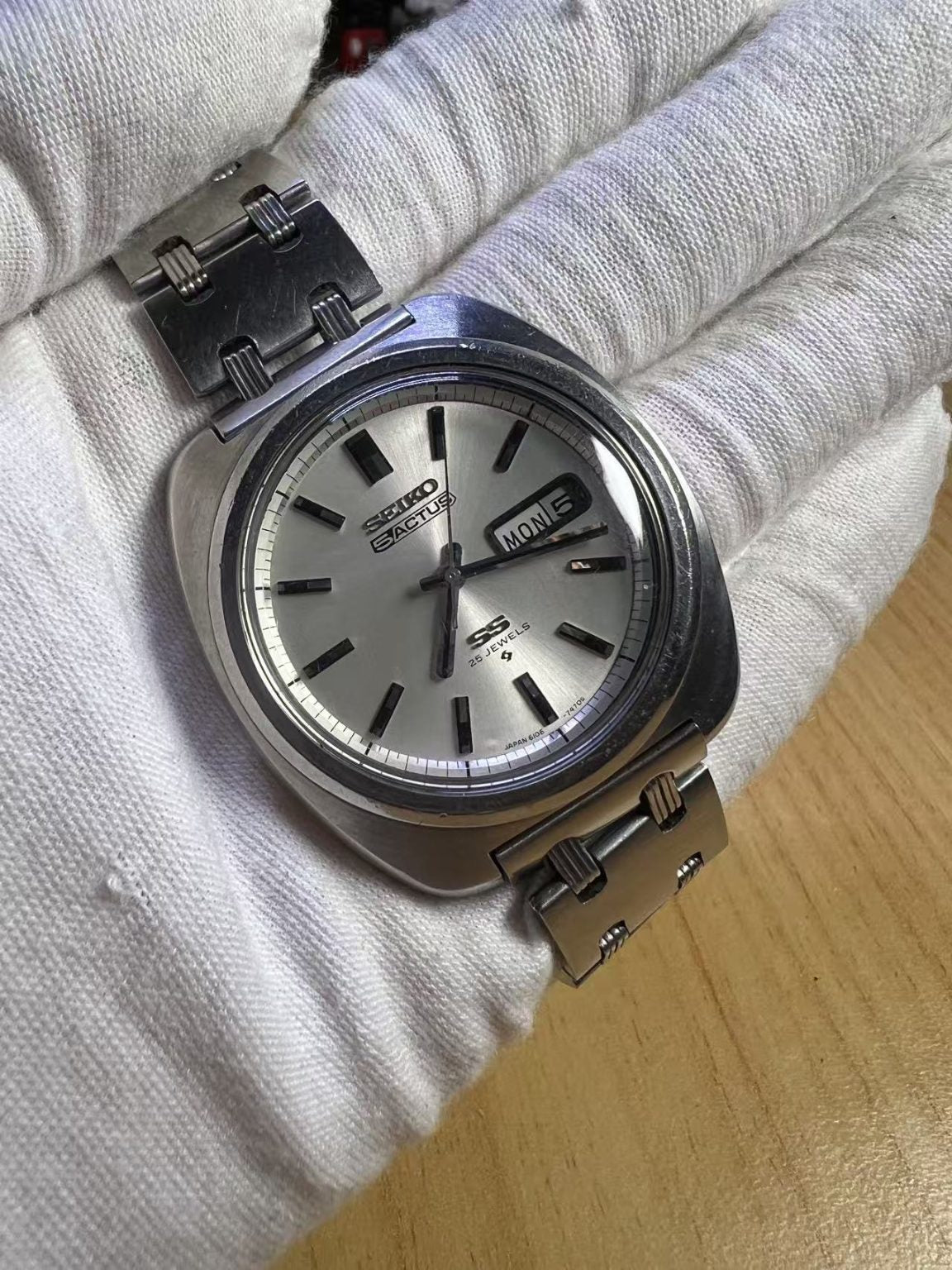 Seiko 5 ACTUS Day Date Automatic Watch 6106-7470S 25 Jewels 38MM 217-0250