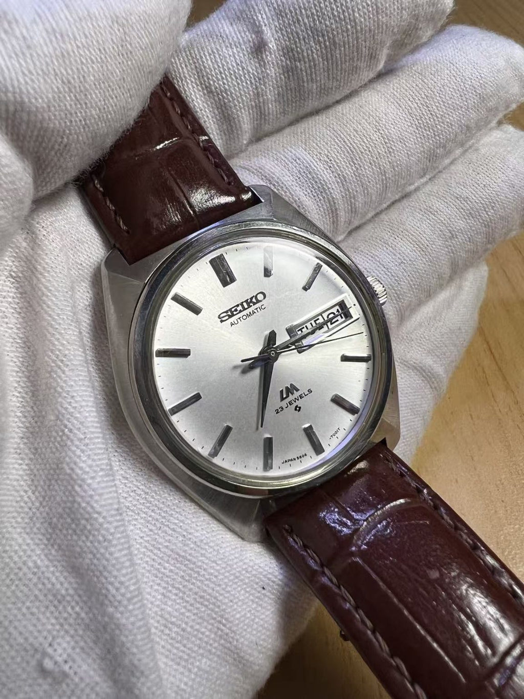 Seiko Lord Matic LM Day Date Automatic Watch 5606-7001T 23 Jewels 36MM 209-0520