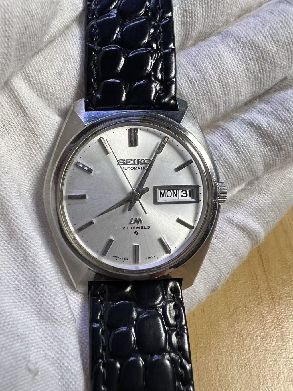 Seiko Lord Matic LM Day Date Automatic Watch 5606-7001T 23 Jewels 36MM 250-0520