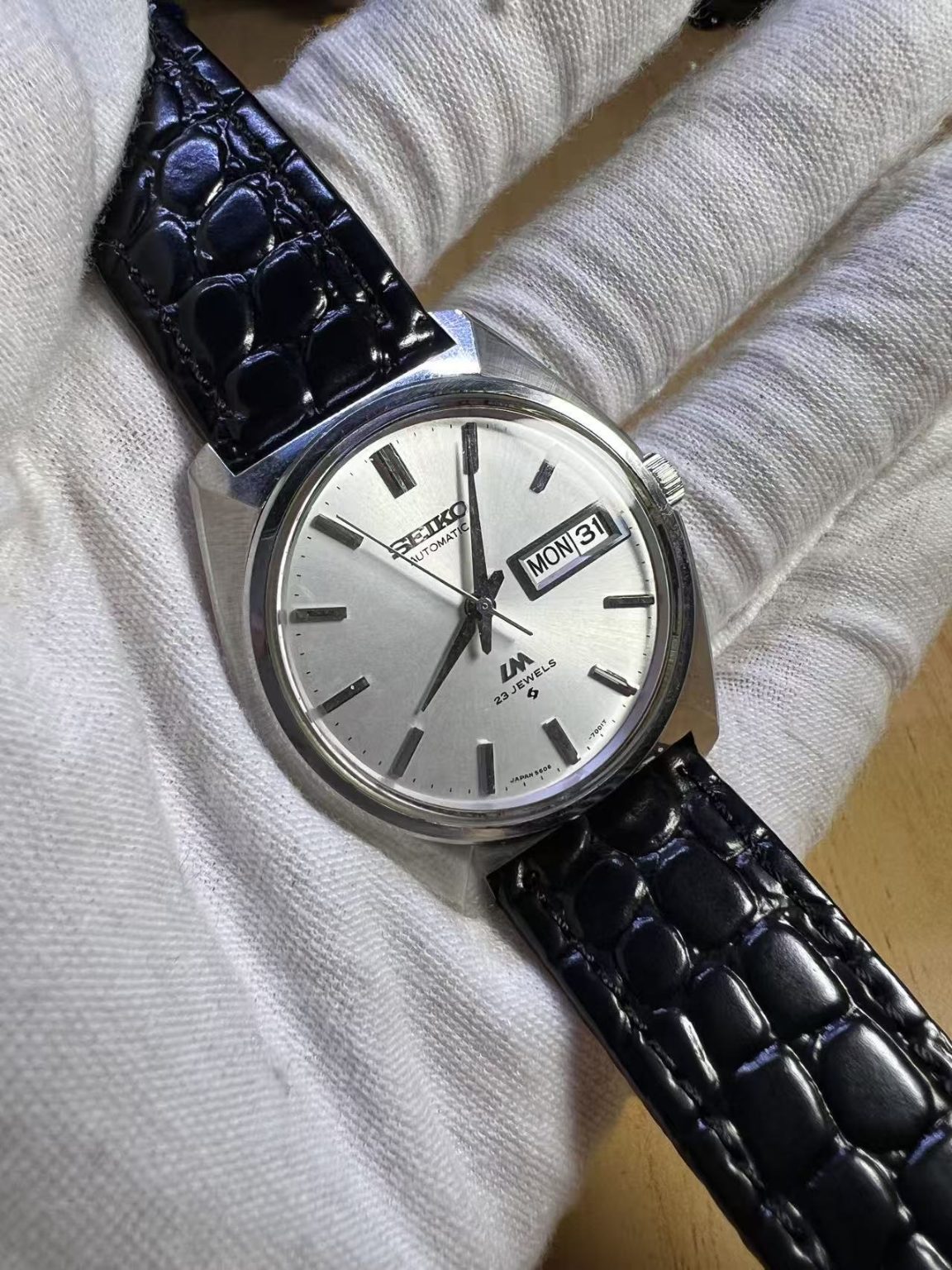 Seiko Lord Matic LM Day Date Automatic Watch 5606-7001T 23 Jewels 36MM 250-0520