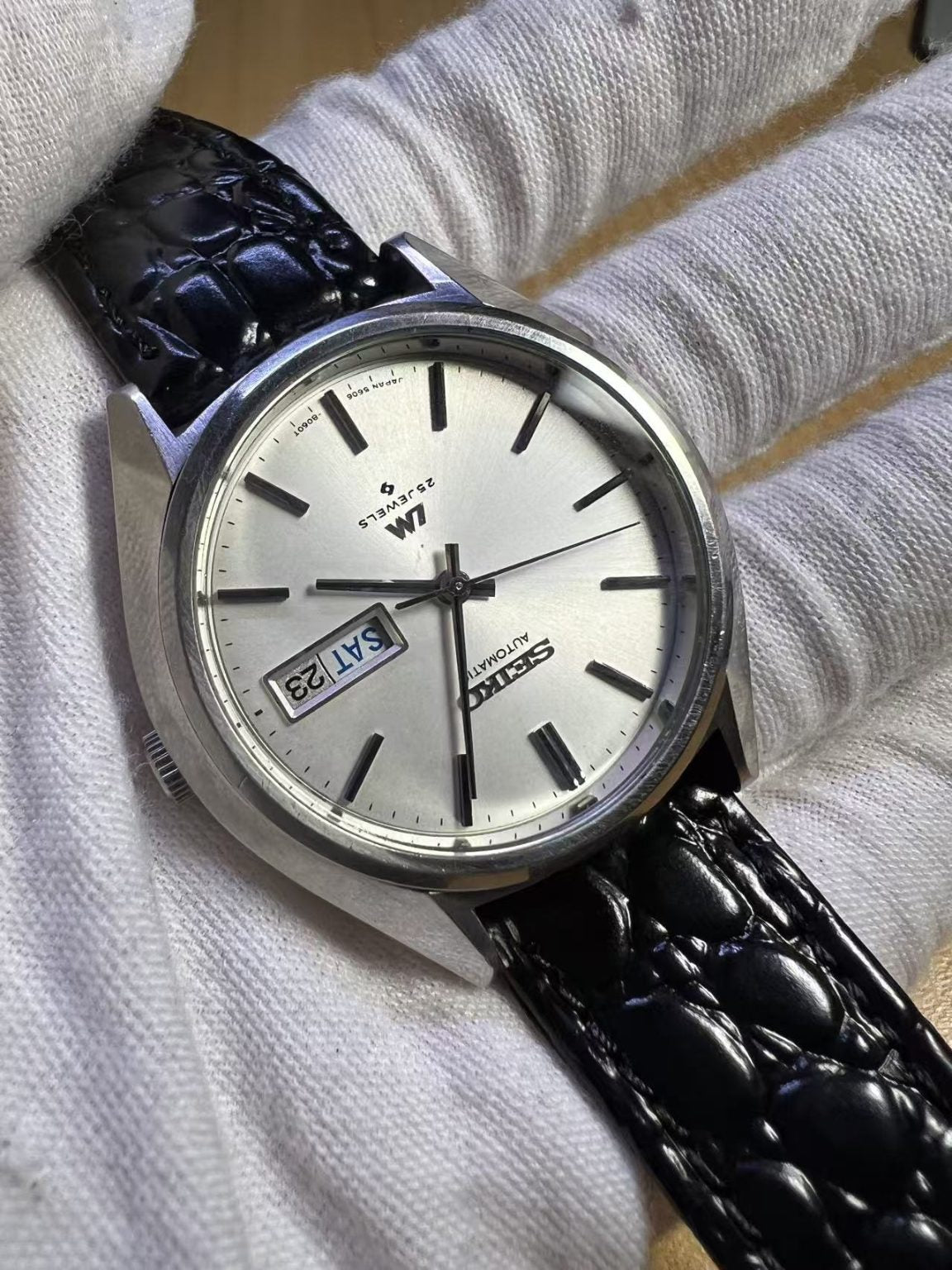 Seiko Lord Matic LM Day Date Automatic Watch 5606-8060T 25 Jewels 37MM 249-0520