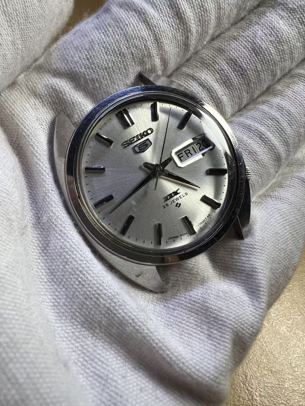 Seiko Number 5 DX Day Date Automatic Watch 6106-7000T 25 Jewels 36MM 145-0300