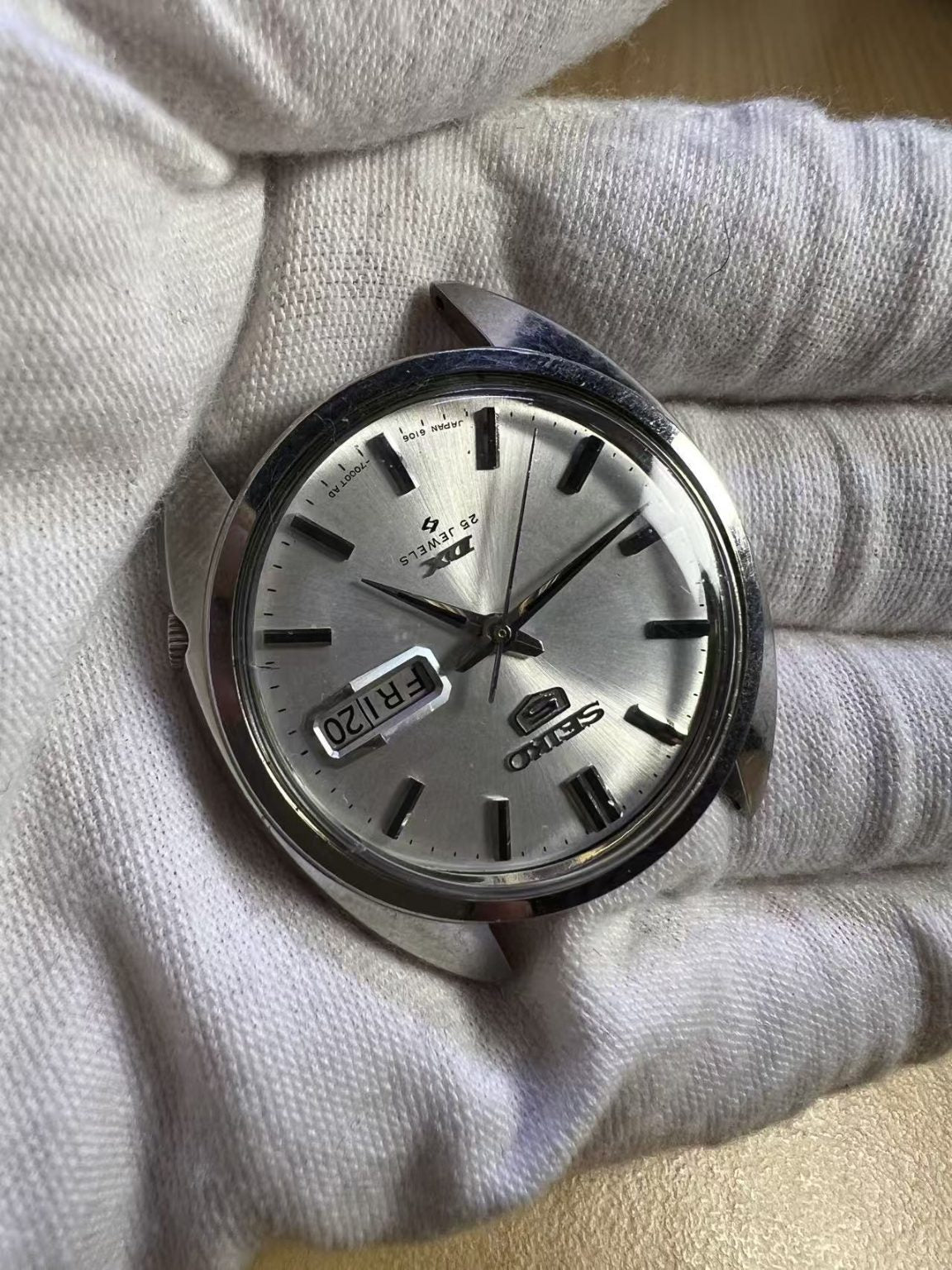 Seiko Number 5 DX Day Date Automatic Watch 6106-7000T 25 Jewels 36MM 145-0300