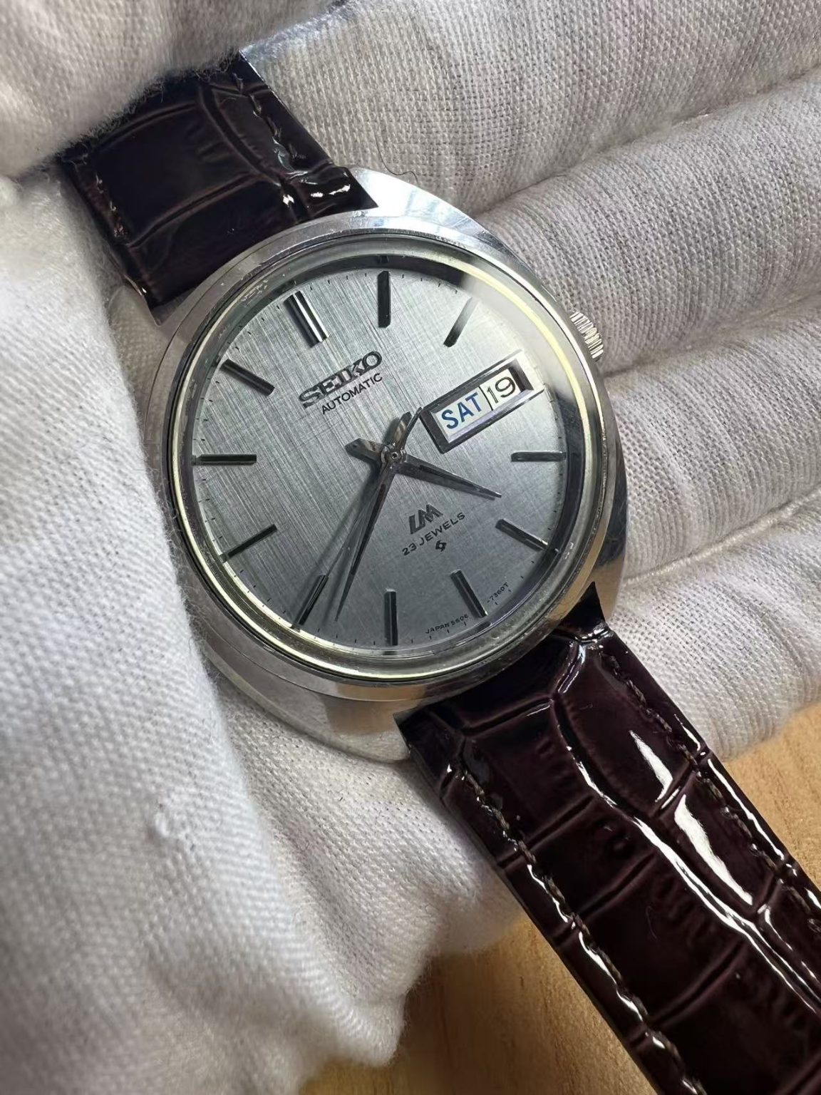 Seiko Lord Matic LM Day Date Automatic Watch 5606-7360T 23 Jewels 37MM 253-0540