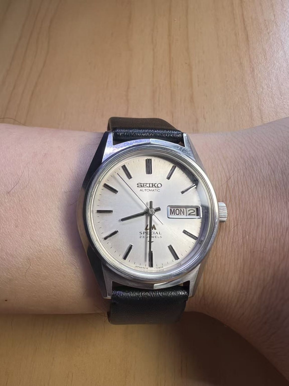 Seiko Lord Matic LM Special Day Date Automatic Watch 5216 23Jewels 36MM 207-0580