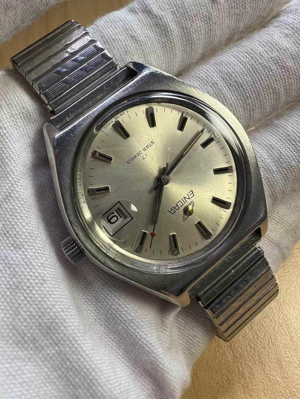 Swiss Made Enicar Star Jewels Date Manual-Winding Watch 17 Jewels 38MM 141-0318