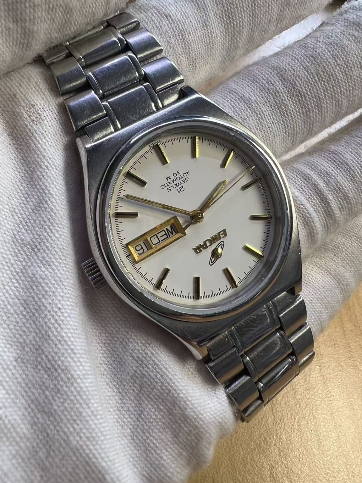 Swiss Made Enicar Day Date Automatic Watch Cal.2158 21 Jewels 35MM 223-0388