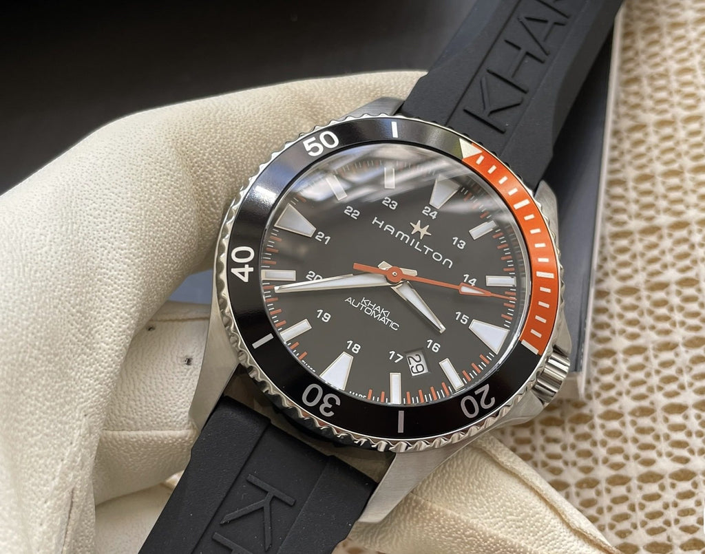 Hamilton Khaki Navy Scuba Automatic Watch H82305331 40mm Full Set 276-2100