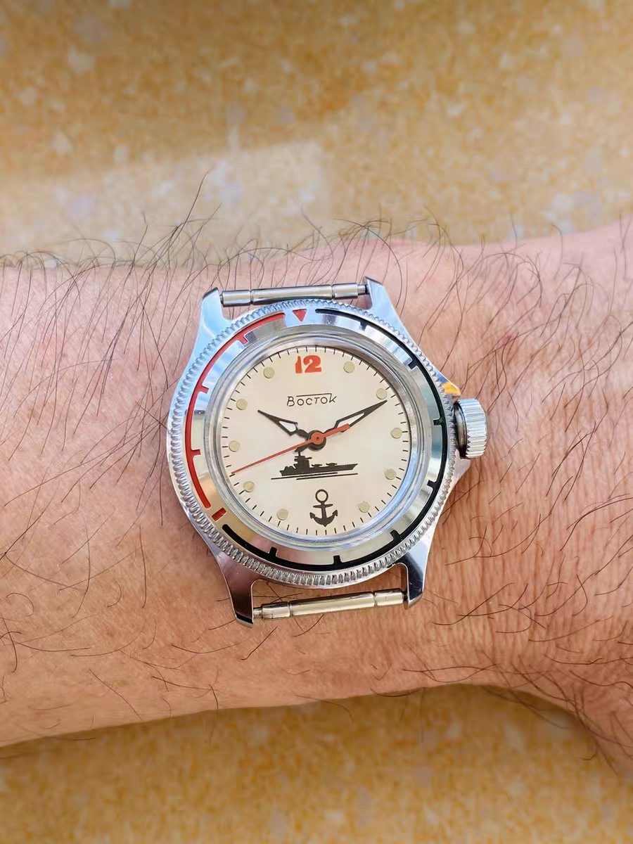 Very Rare! VOSTOK Manual Winding Watch 34mm 328-0238