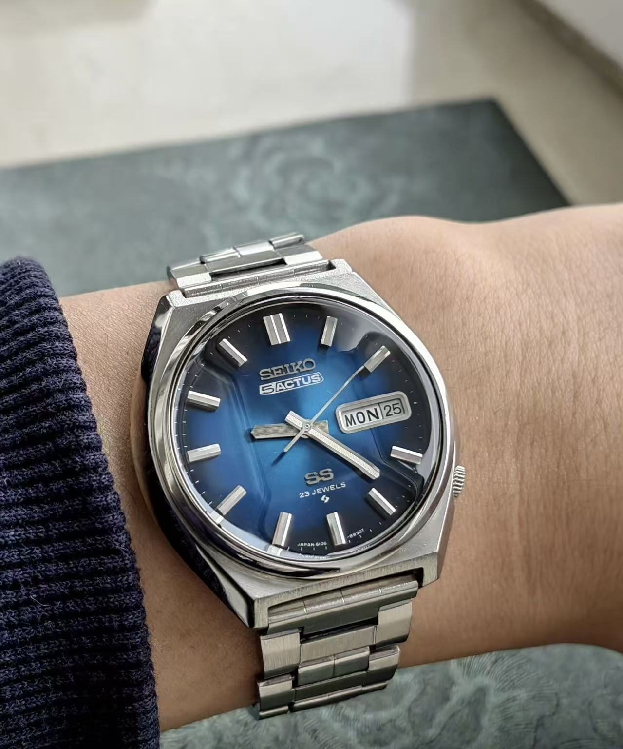 Seiko 5ACTUS SS Day Date Automatic Watch 6106 23 Jewels 38MM 324-0680